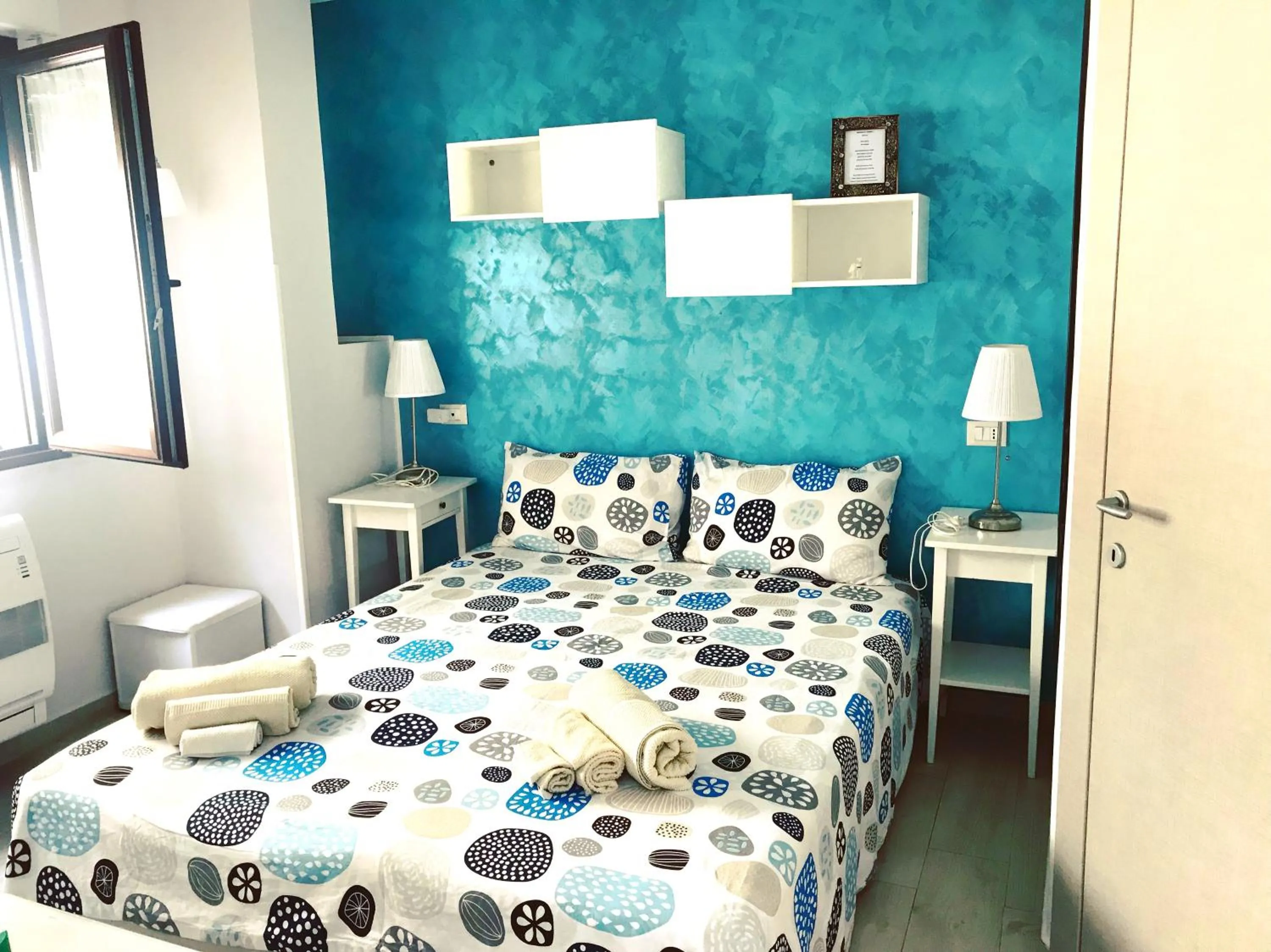Bedroom, Bed in Rosemary Charming Rooms