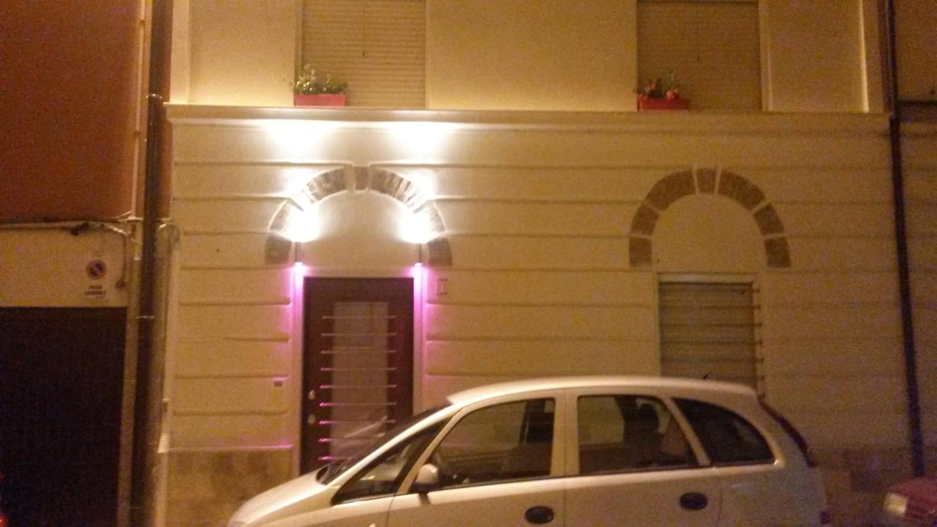 Street view in Rosemary Charming Rooms