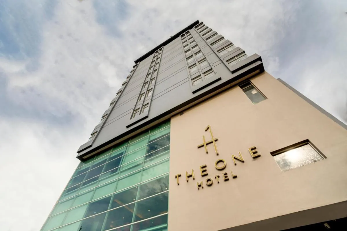 Life The One Makassar