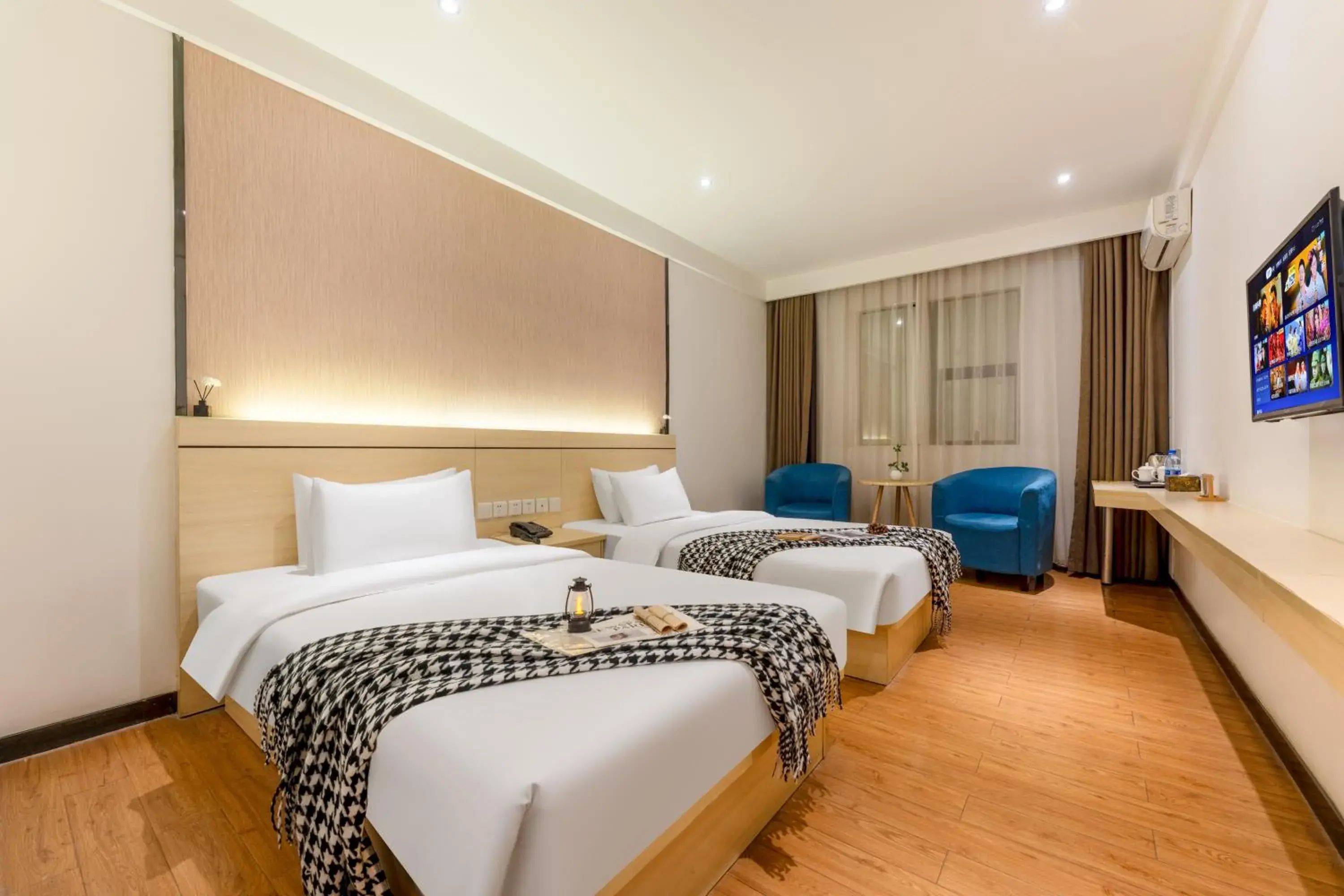 Superior Double Room in Huasheng Hotel - Guangzhou Sun Yat-sen University Lujiang Metro Station Branch Superior Double Room in Huasheng Hotel - Guangzhou Sun Yat-sen University Lujiang Metro Station Branch