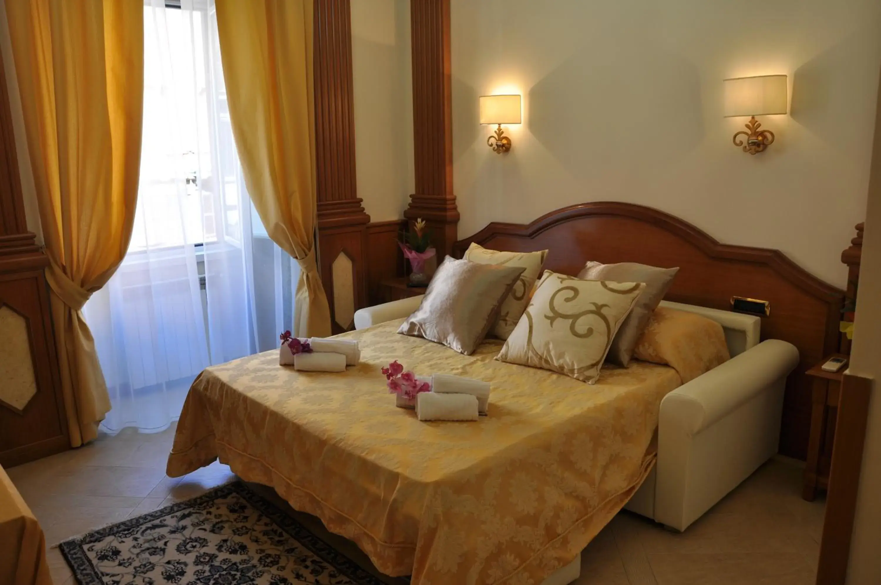 Deluxe Apartment in Rome Imperial Crown Deluxe Apartment in Rome Imperial Crown