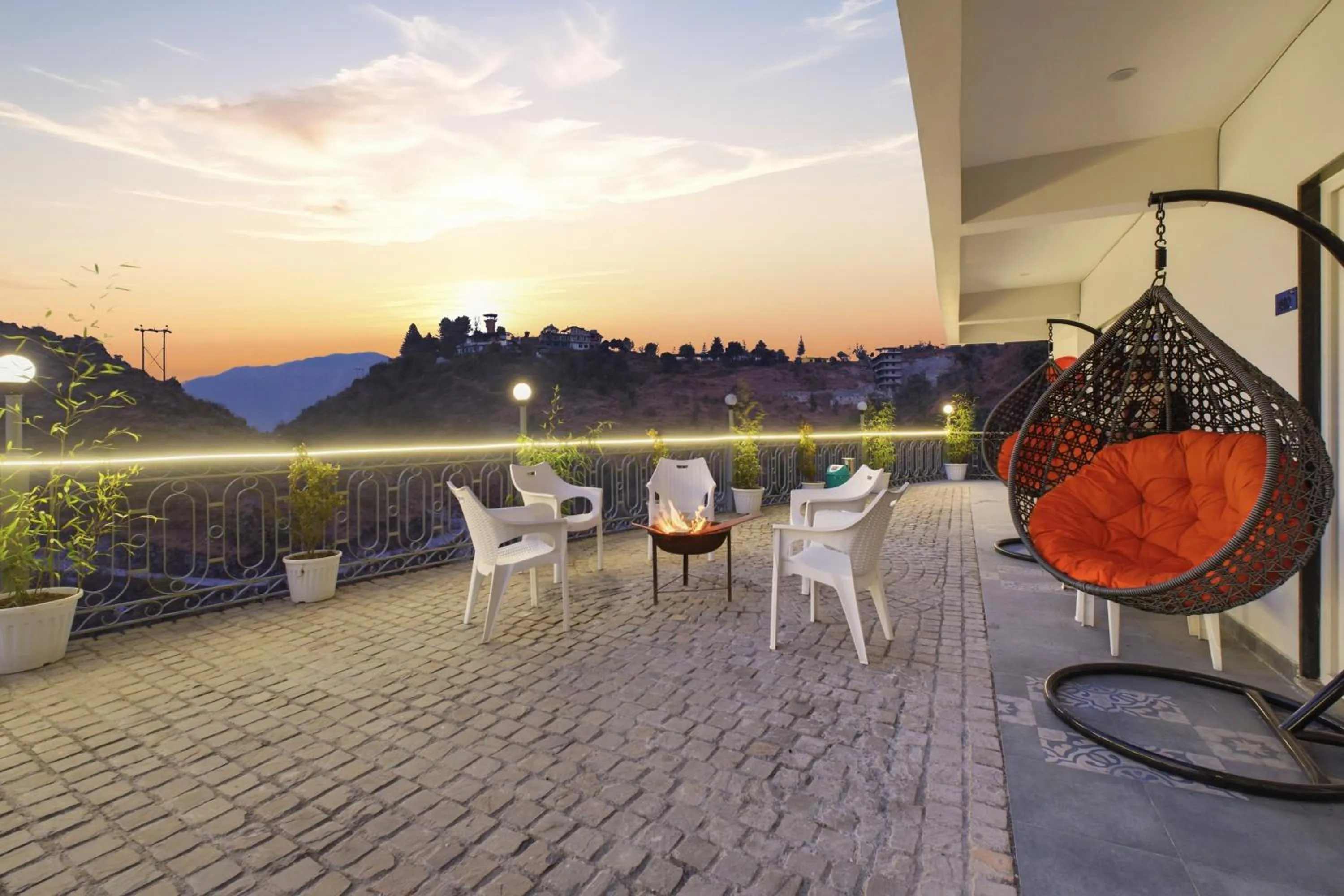 Facade/entrance in Palm Aryan Pause by the Stream Resort