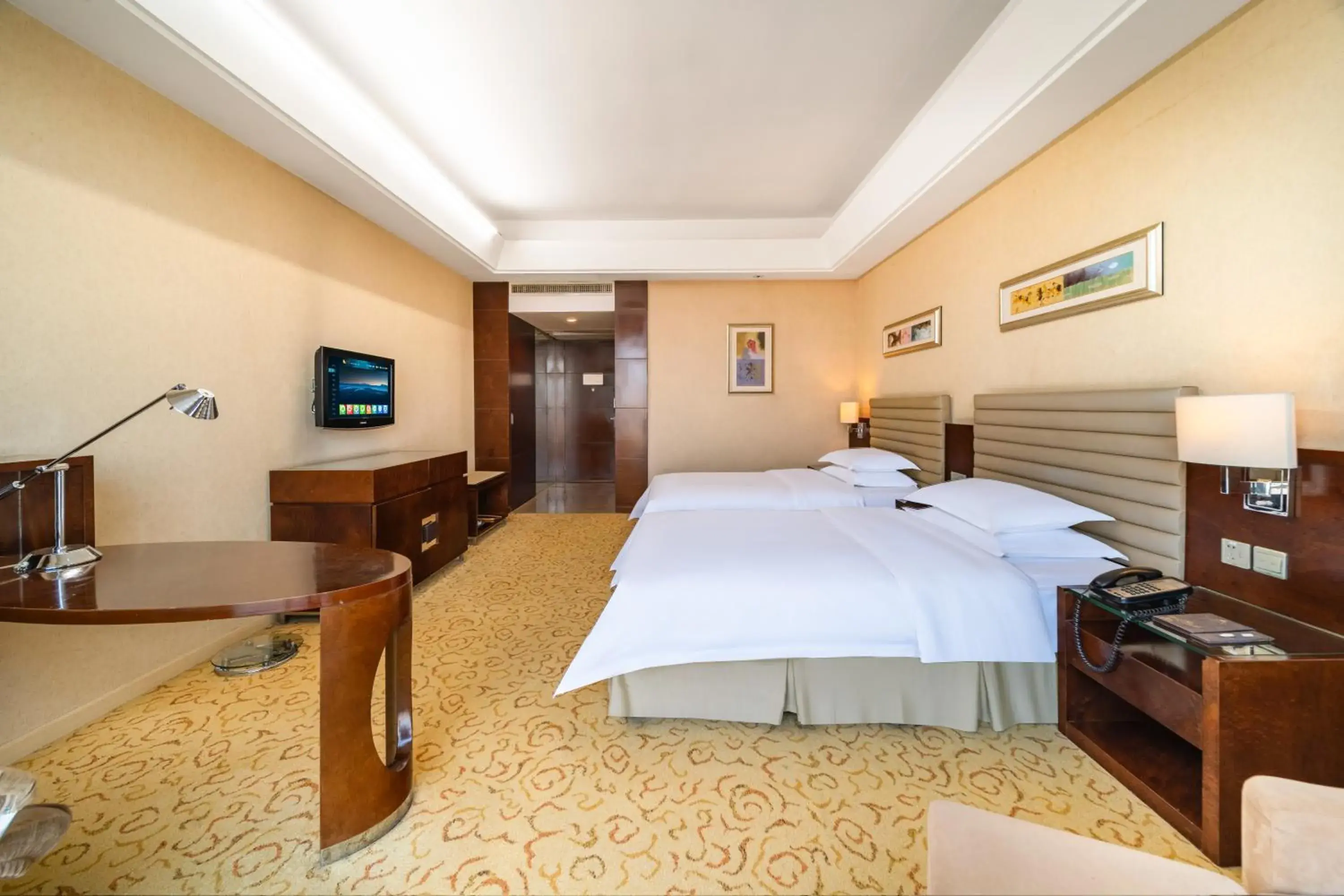 Deluxe Double or Twin Room with City View in Zhengzhou Zhongyou Garden Hotel Deluxe Double or Twin Room with City View in Zhengzhou Zhongyou Garden Hotel