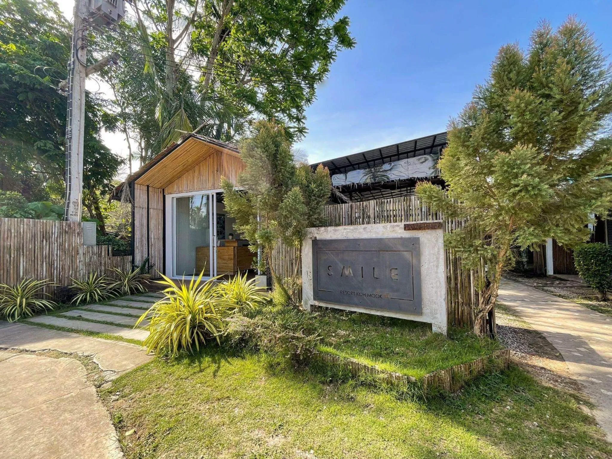 Smile Resort Koh Mook
