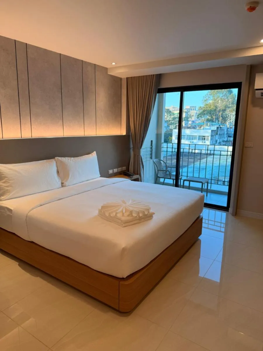 Bed in Aston Hotel Pattaya