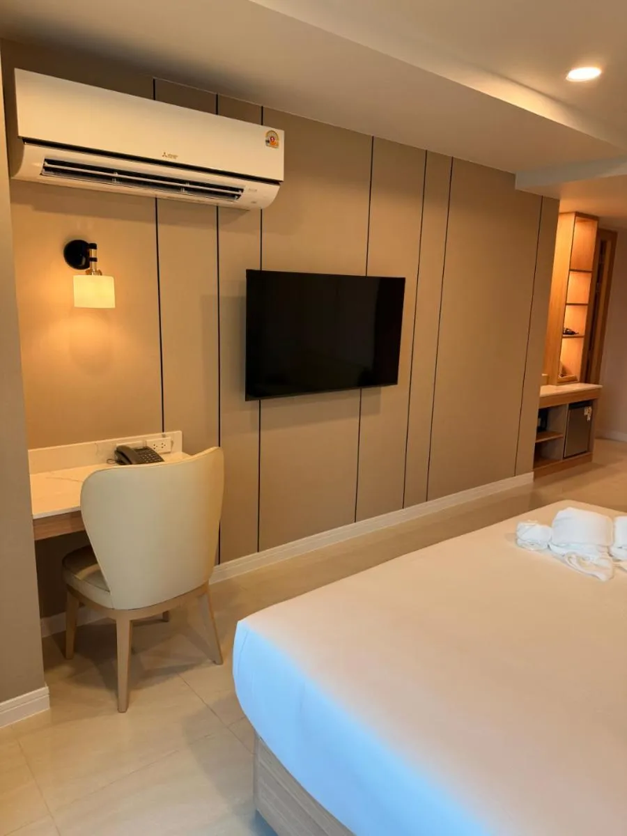 Bed in Aston Hotel Pattaya