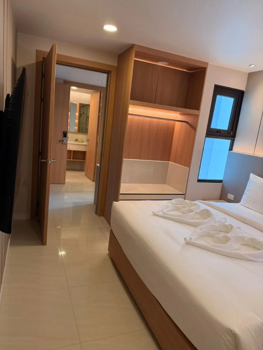Bed in Aston Hotel Pattaya