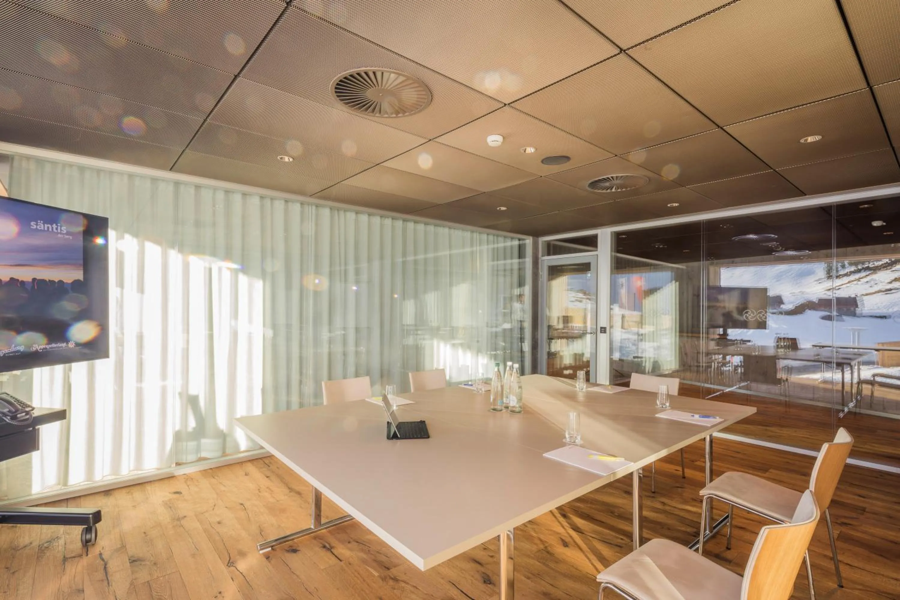 Business facilities in Säntis - das Hotel