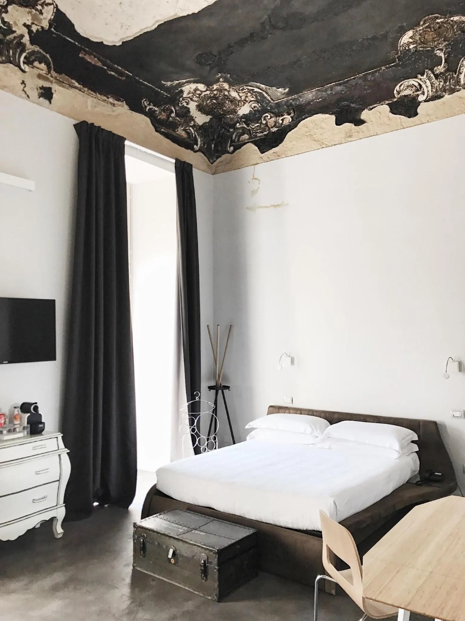 Bed in Piazza Castello Suite