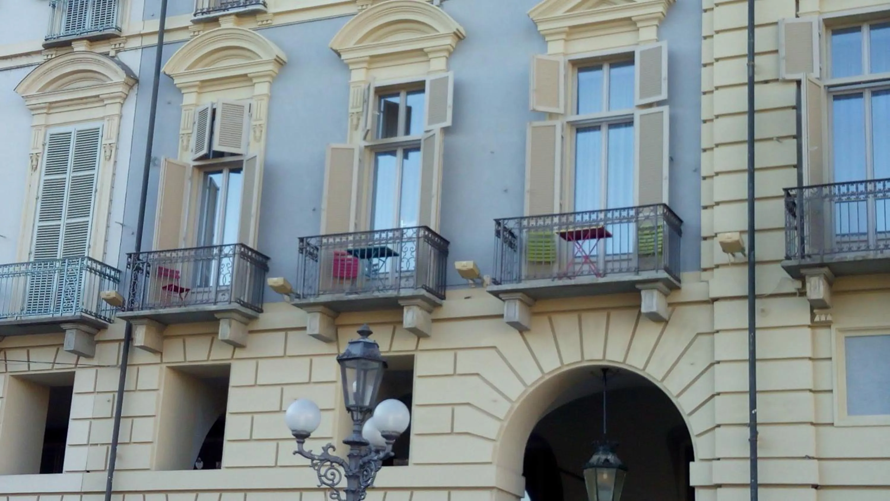 Property building in Piazza Castello Suite