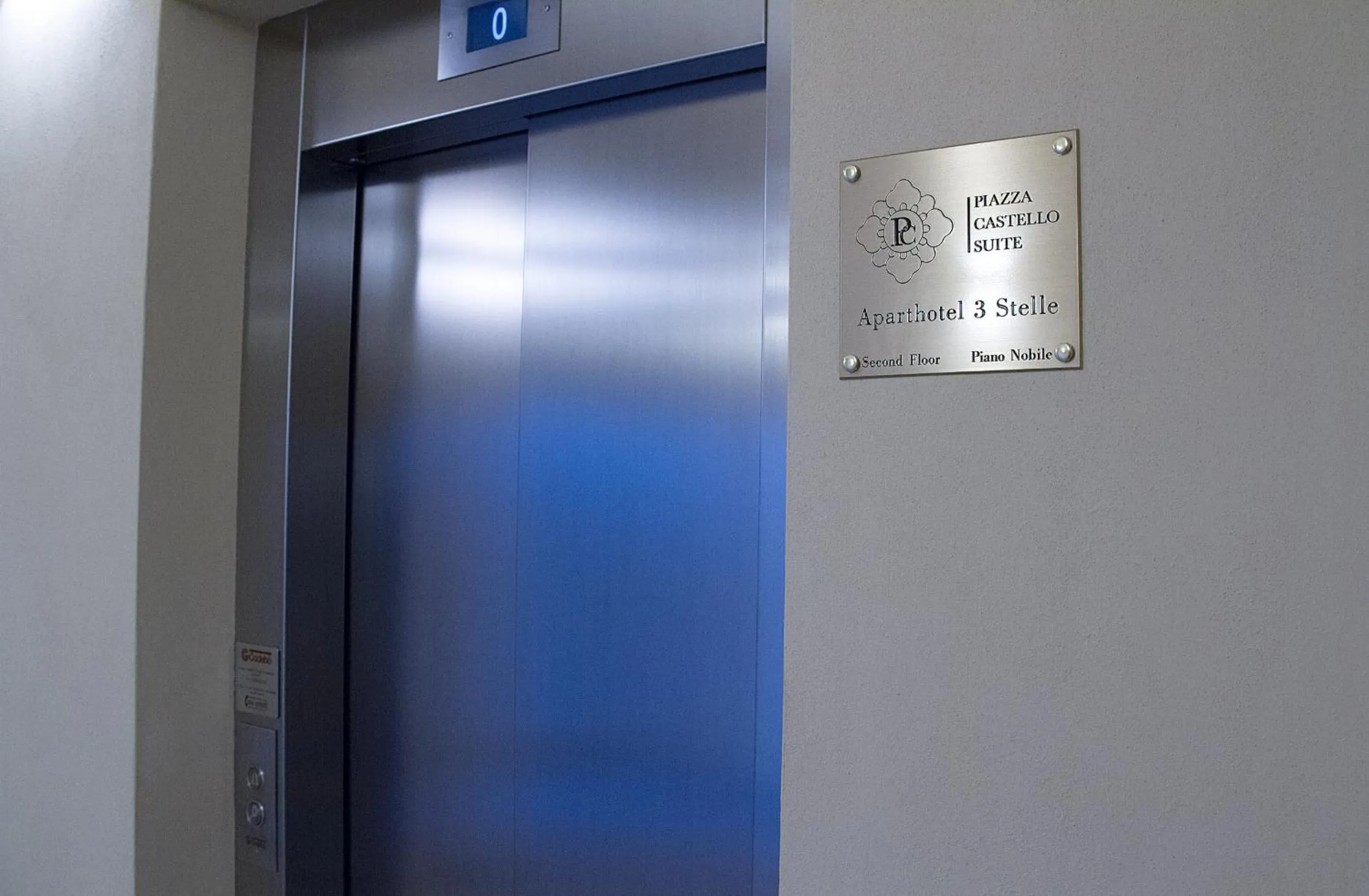 Lobby or reception in Piazza Castello Suite