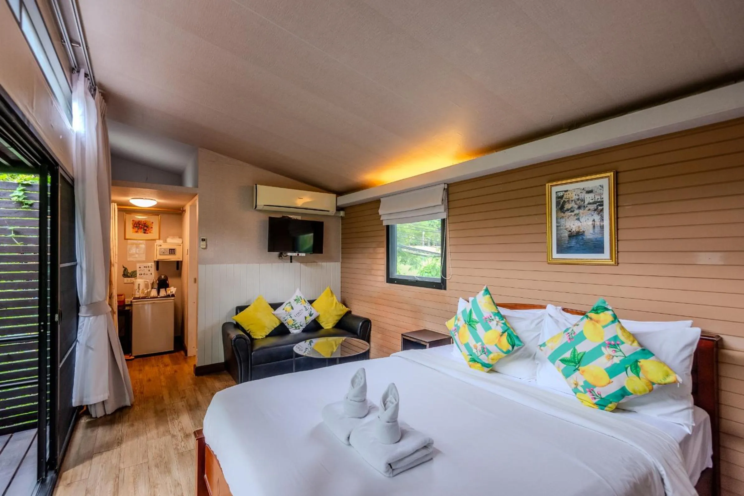 Coffee/tea facilities in Limon Villa Khao Yai by SLH