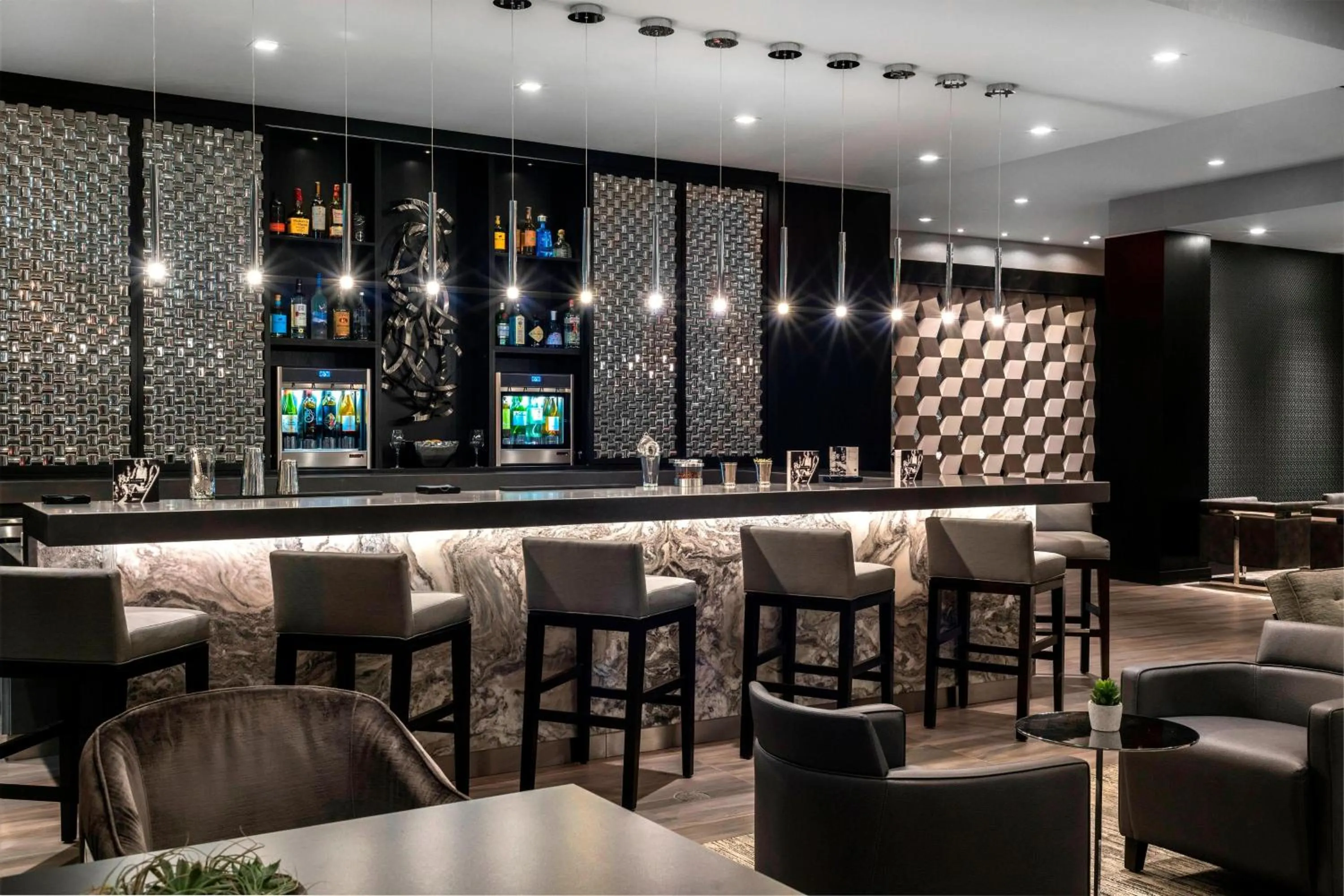 Lounge or bar in AC Hotel by Marriott Boston North