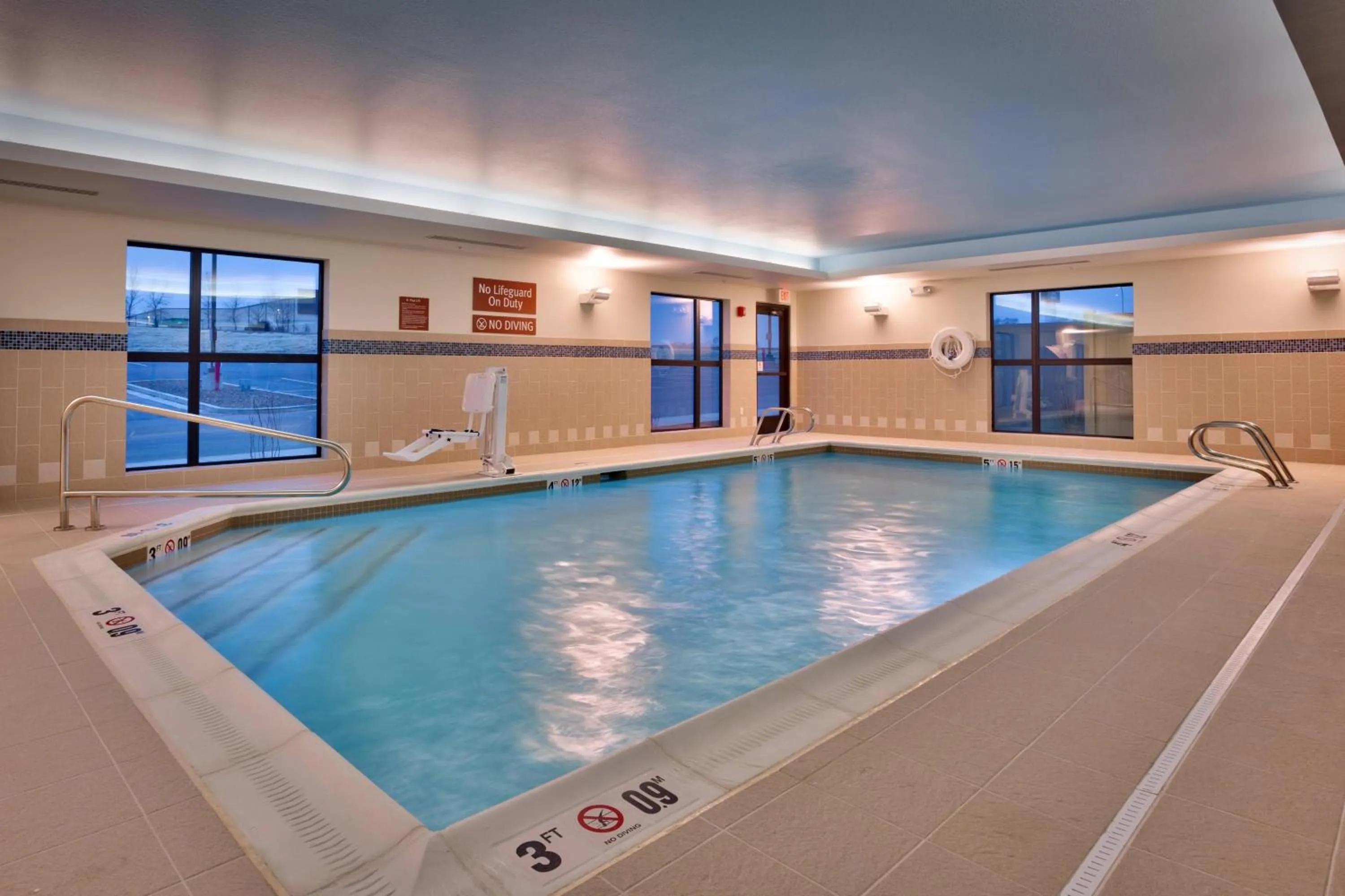 Swimming pool in TownePlace Suites by Marriott Dickinson