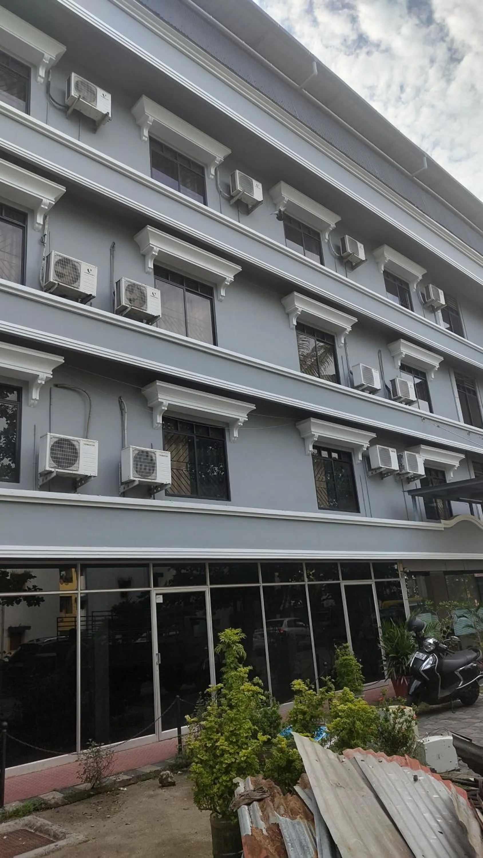 Property building in Shalimar Residency