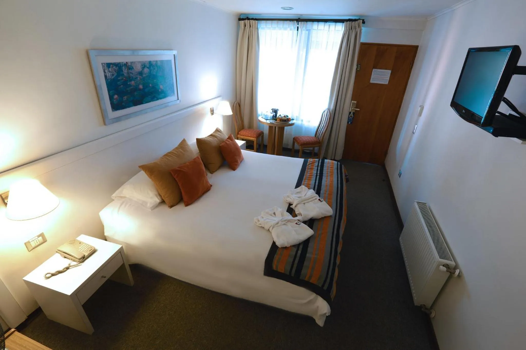 Photo of the whole room, Bed in Termas El Corazon