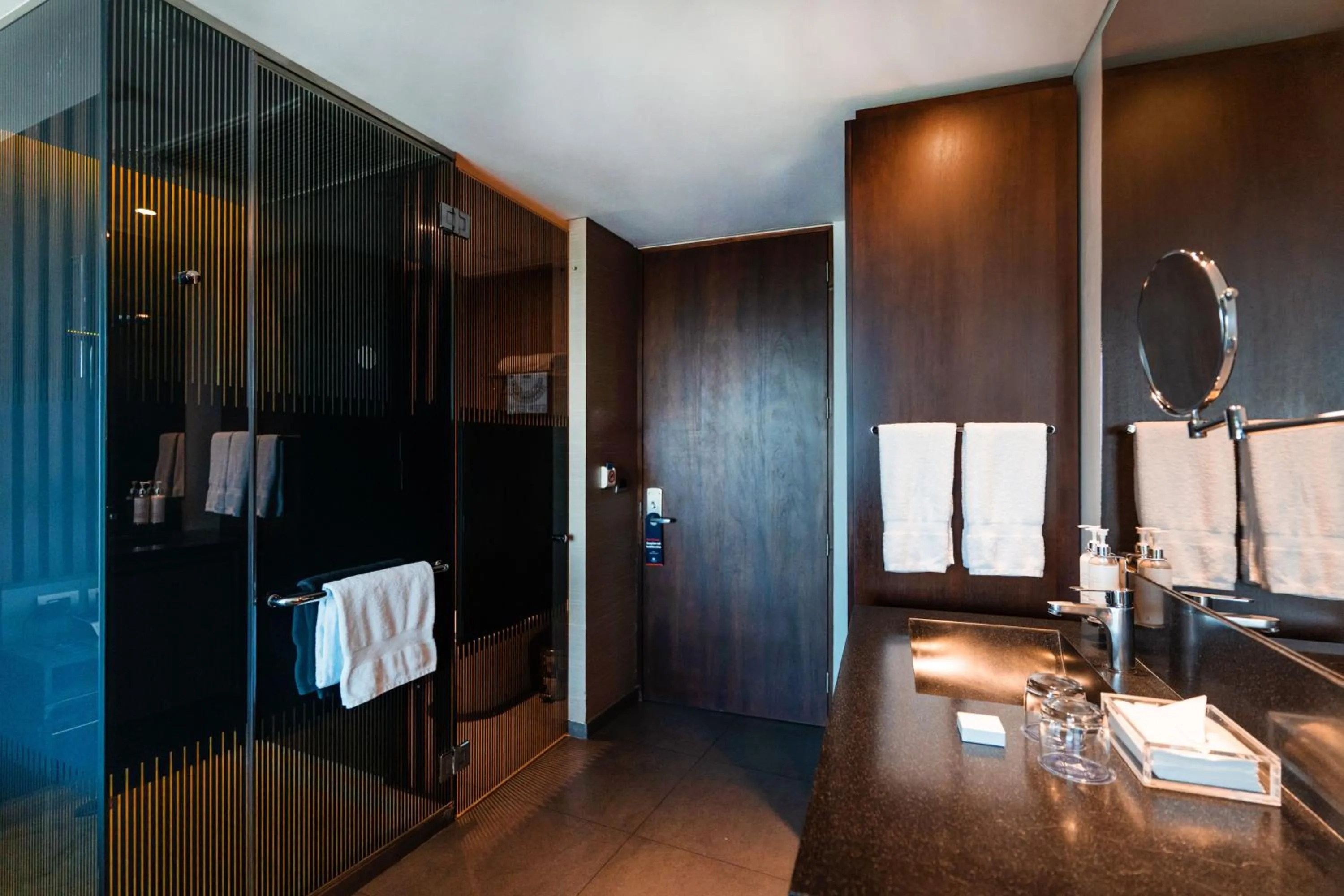 Bathroom in DoubleTree by Hilton Santiago Kennedy, Chile