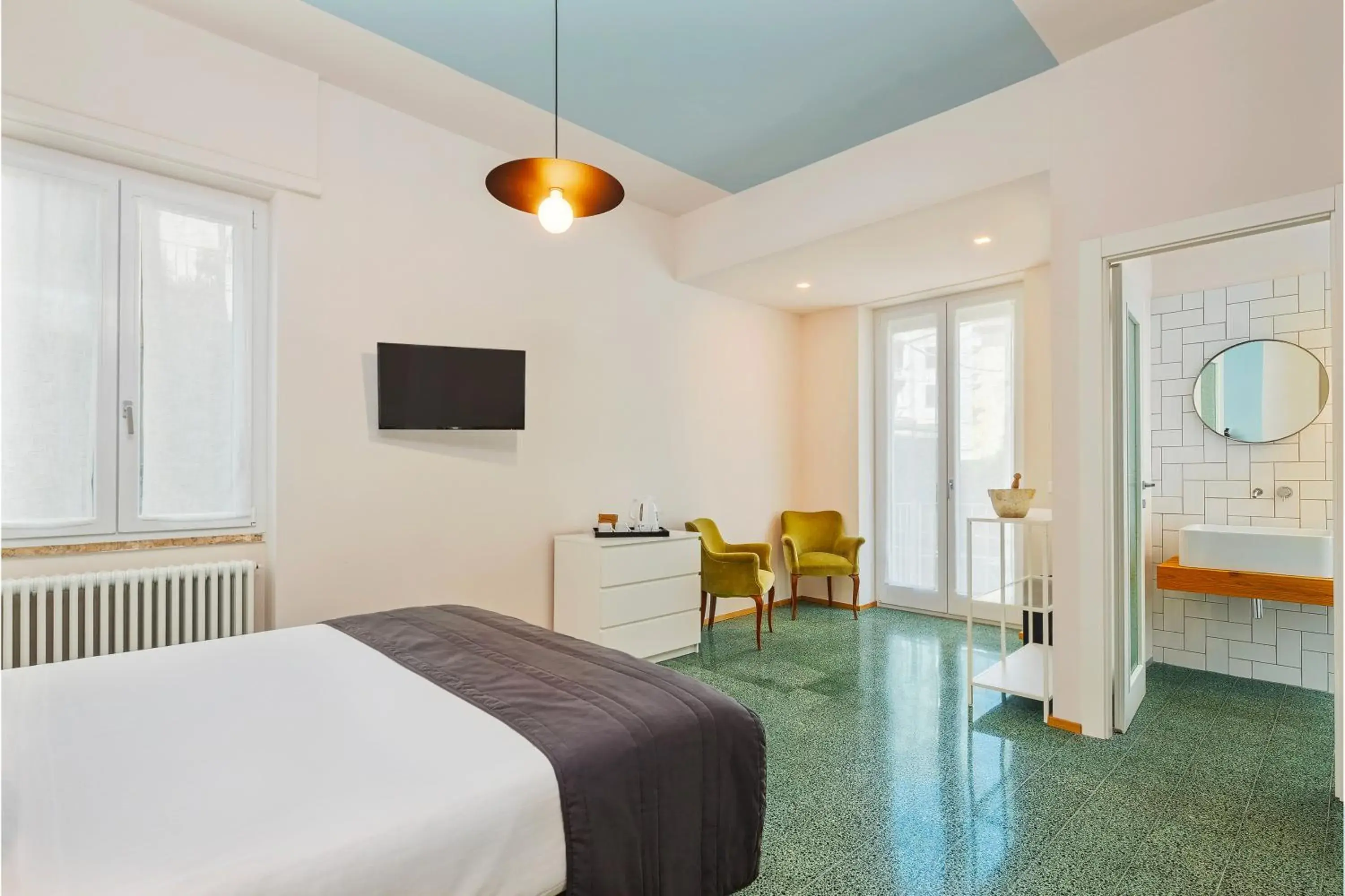 Large Double Room in La Casa delle Acciughe Guest House Large Double Room in La Casa delle Acciughe Guest House