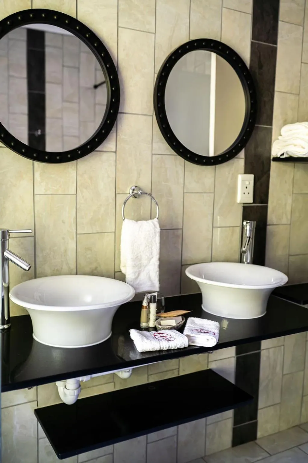 Bathroom in De Wingerd Wijnland Lodge