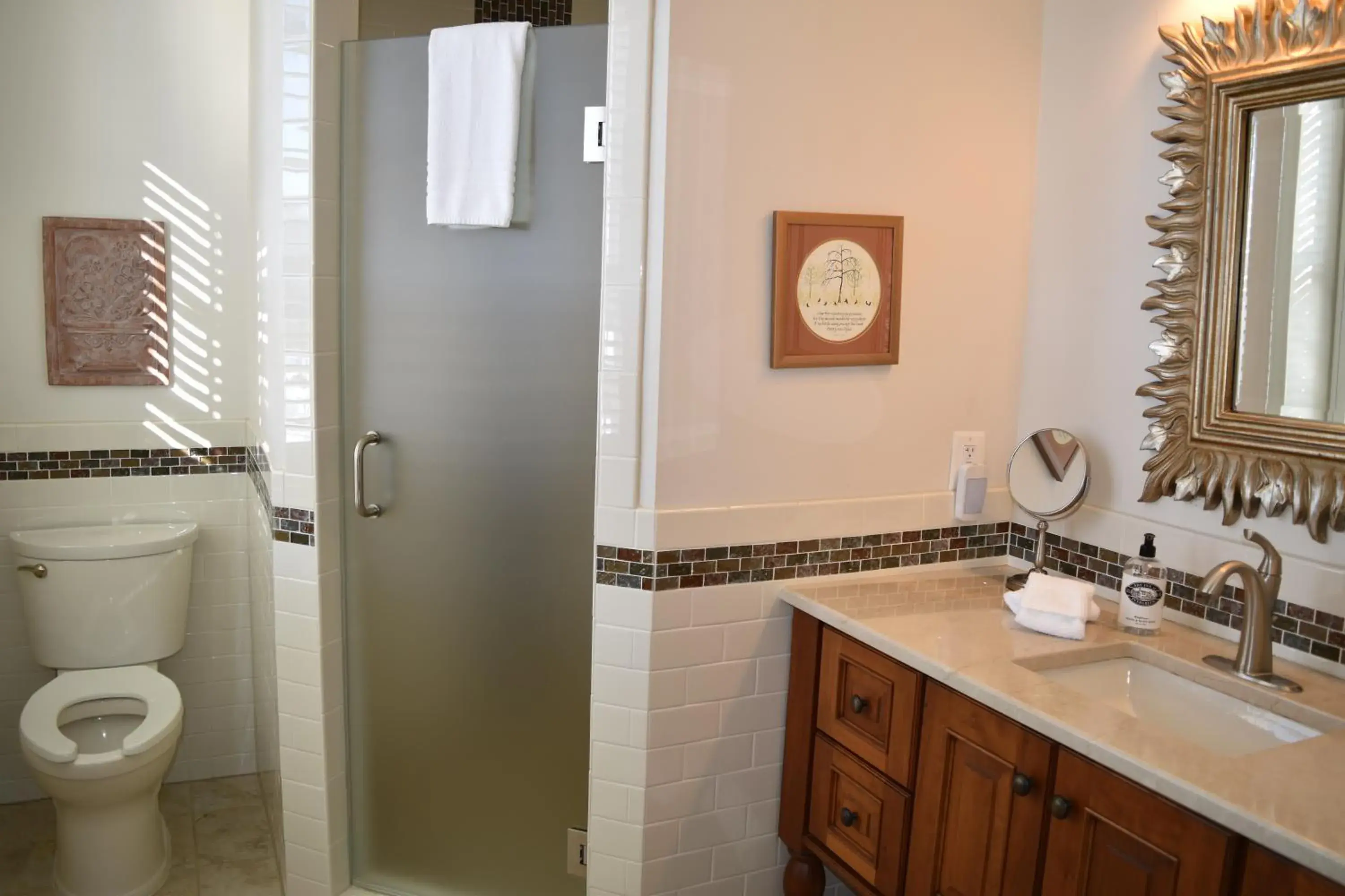 Bathroom in Inn at Evergreen Bathroom in Inn at Evergreen