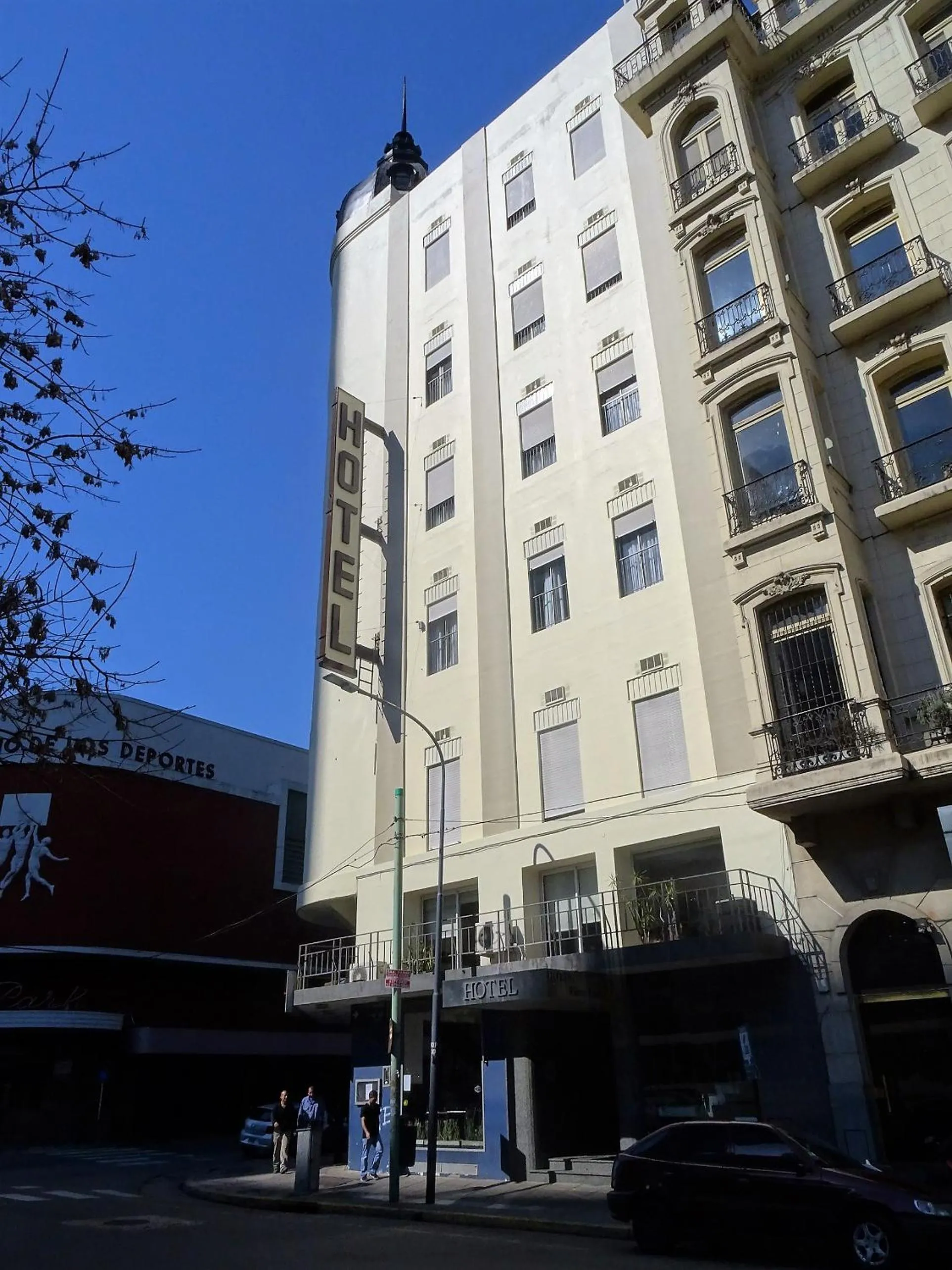 Facade/entrance in Hotel Plaza Roma