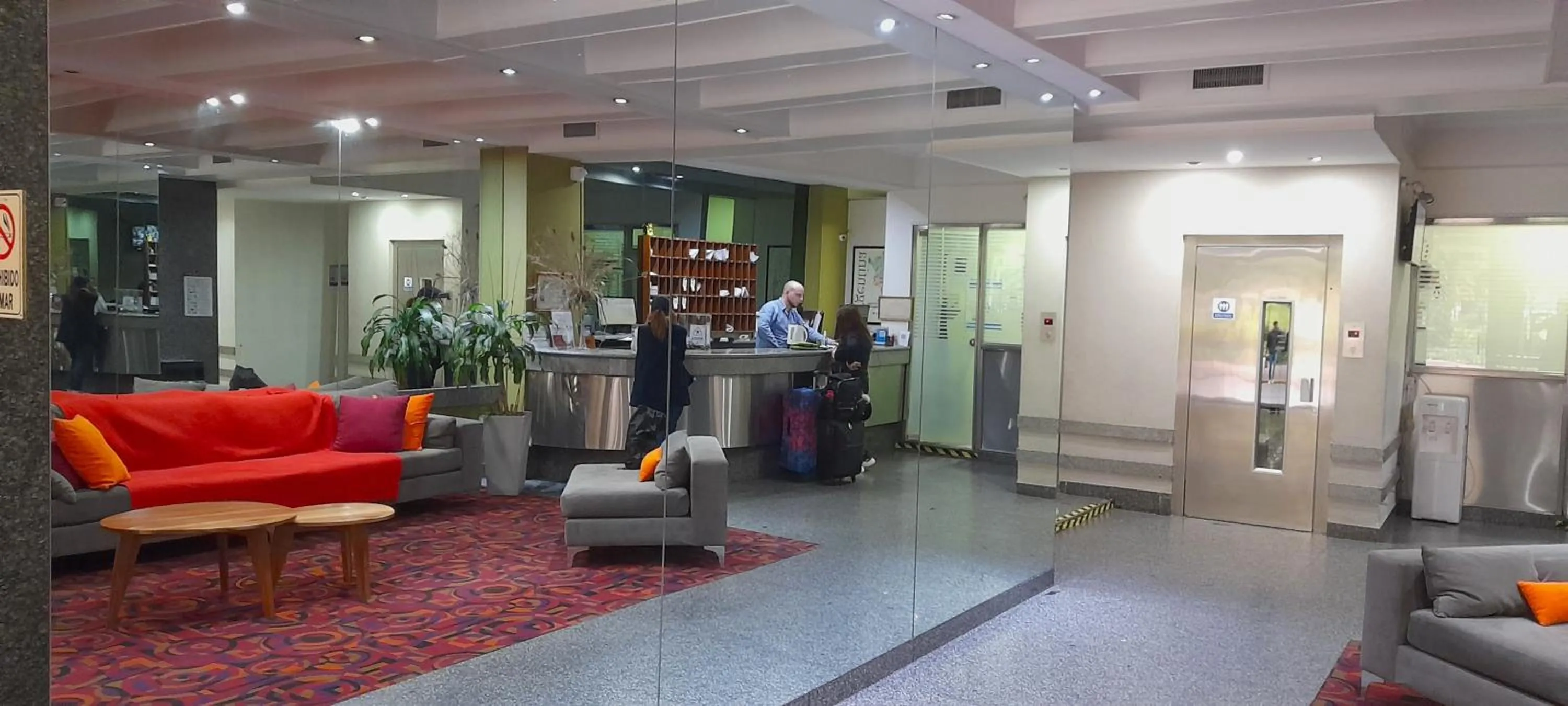 Property building in Hotel Plaza Roma