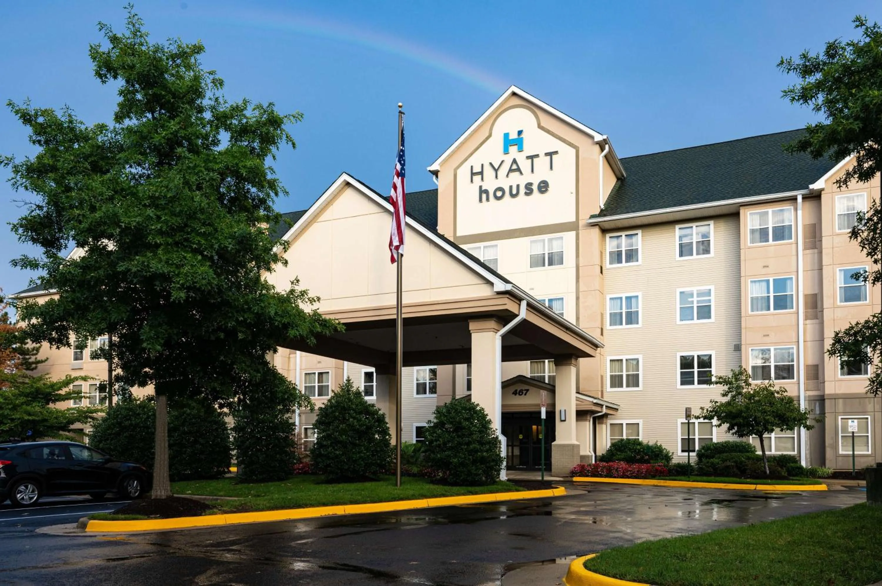 Property building in Hyatt House Herndon/Reston