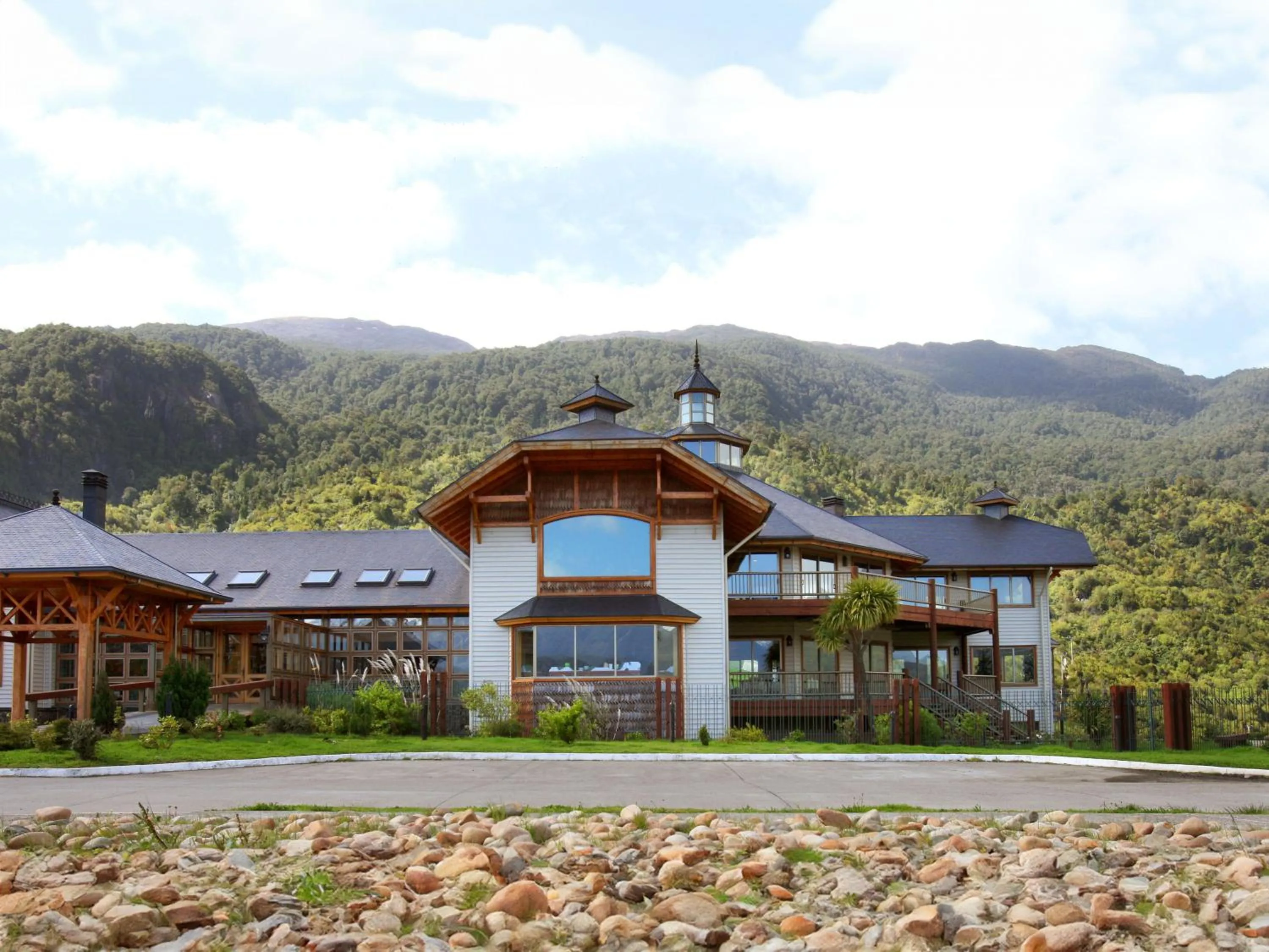 Property building in Loberias Del Sur