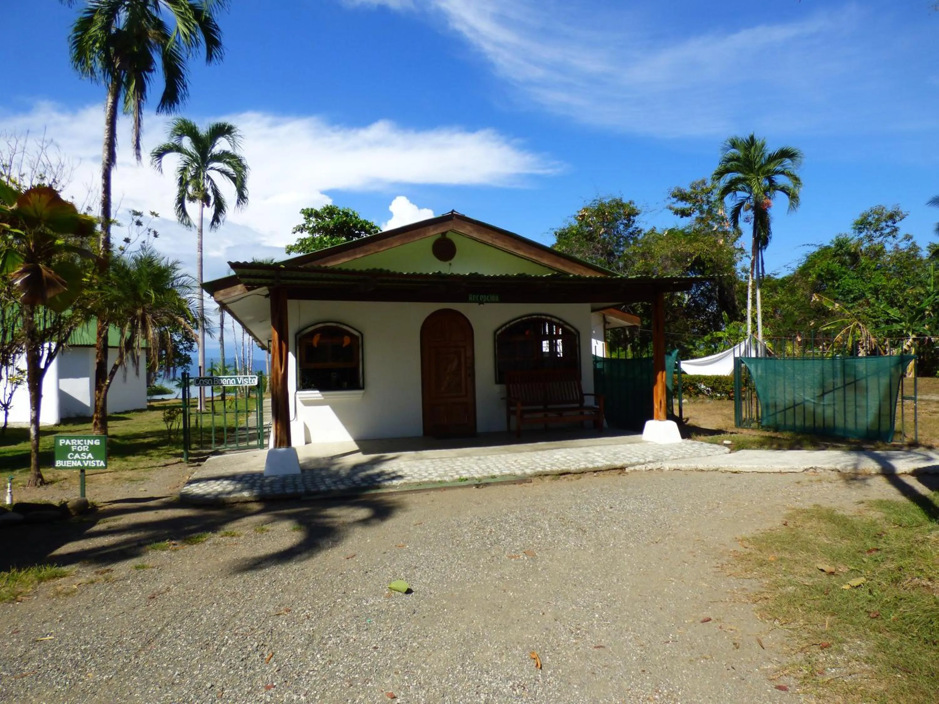 Facade/entrance in Corcovado Beach Lodge
