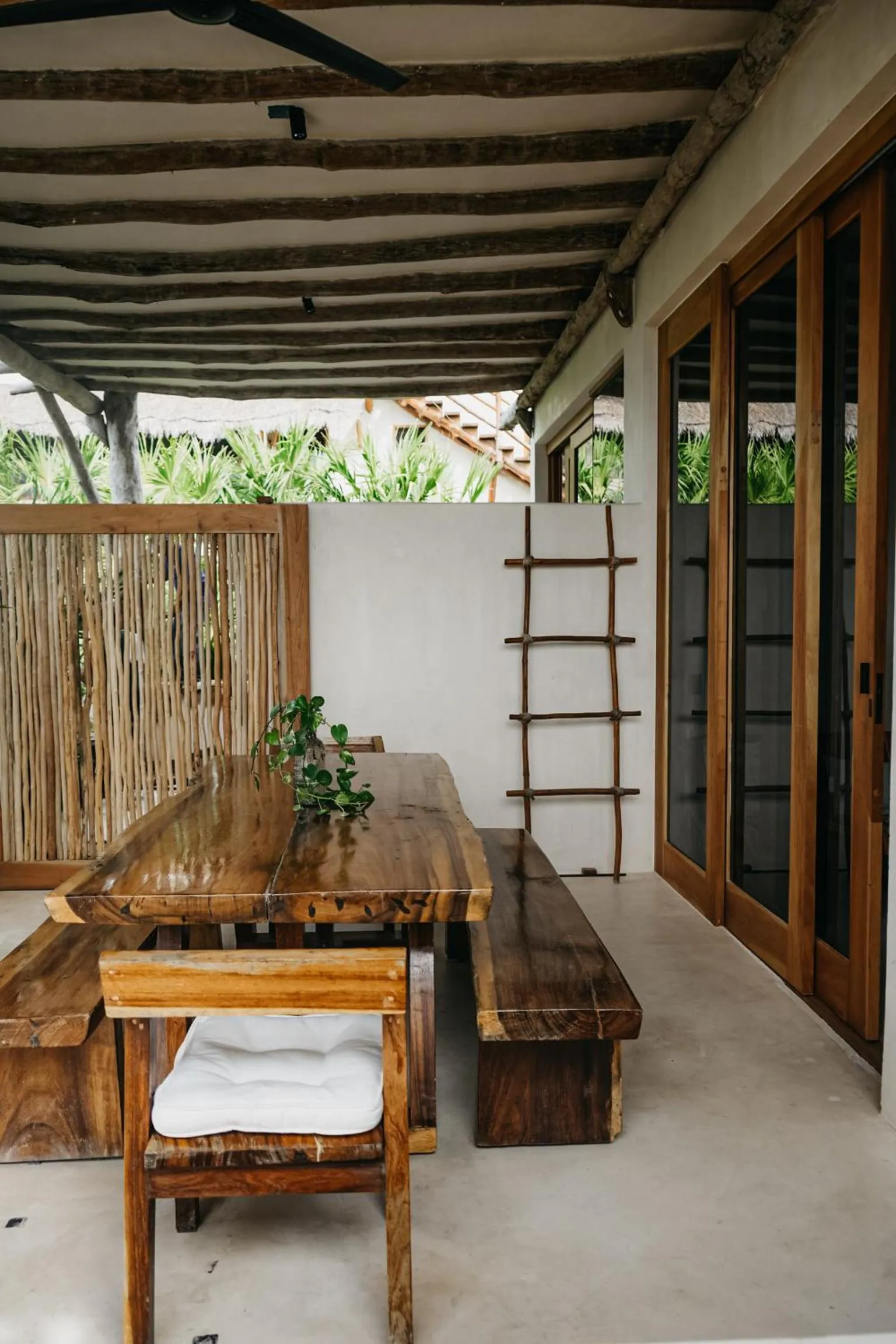 Dining area in Holbox Deluxe Apartments