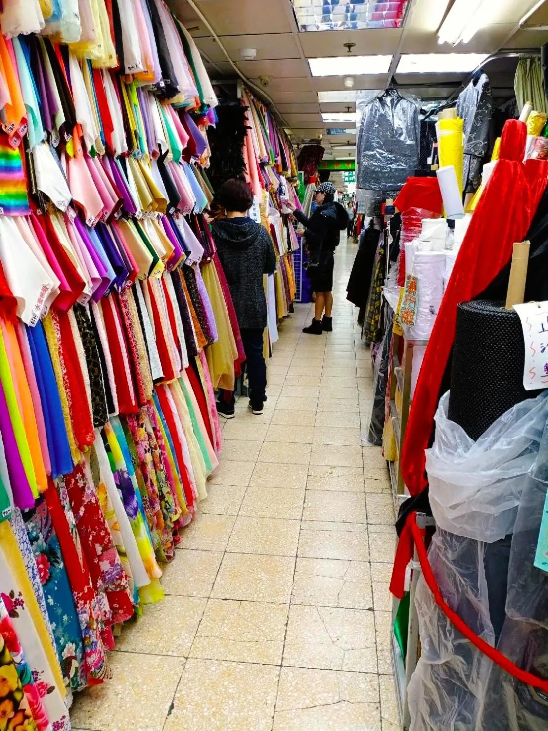 Nearby landmark in V-one Hotel - Ningxia No. 2 Inn