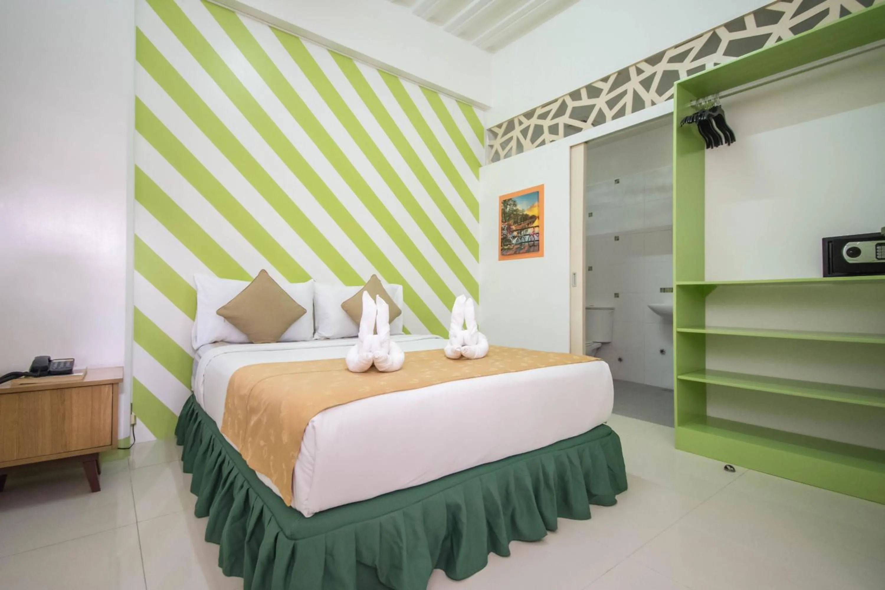 Bed in Alicia Tower Residences