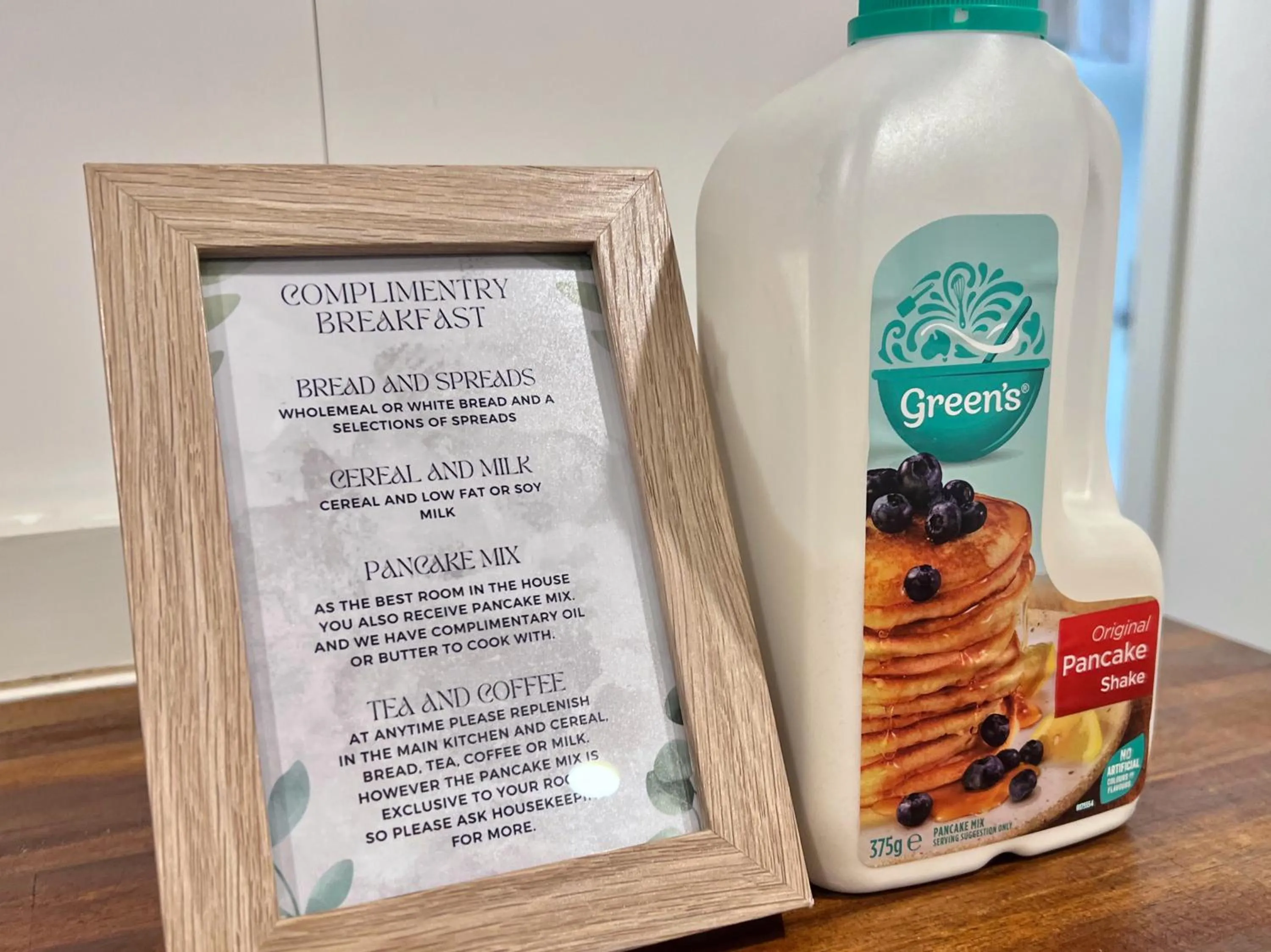 Breakfast in Dalziel Lodge