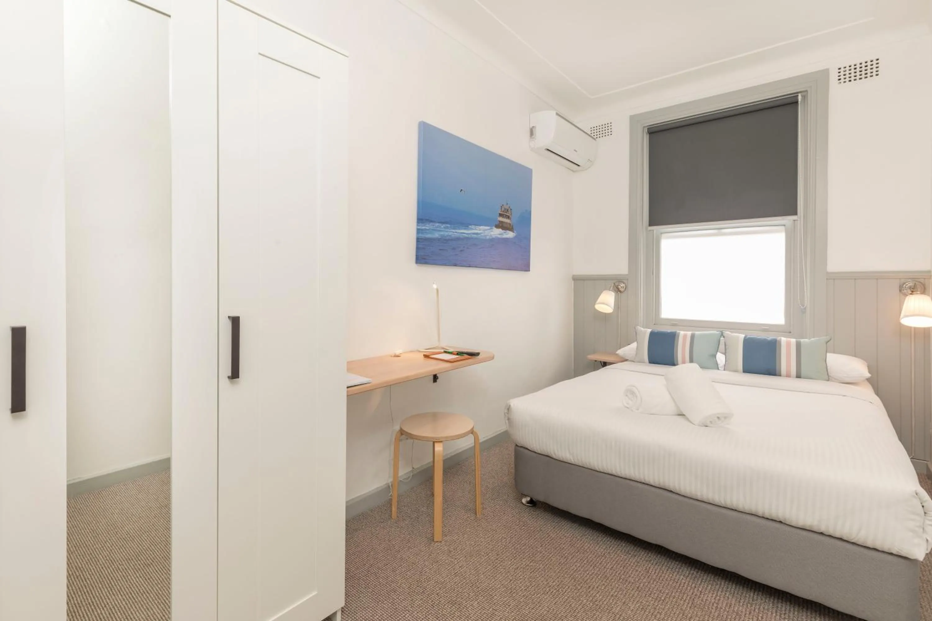 Bedroom, Bed in Dalziel Lodge