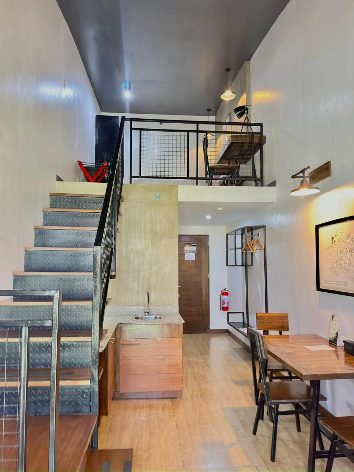 Photo of the whole room in Big Hotel