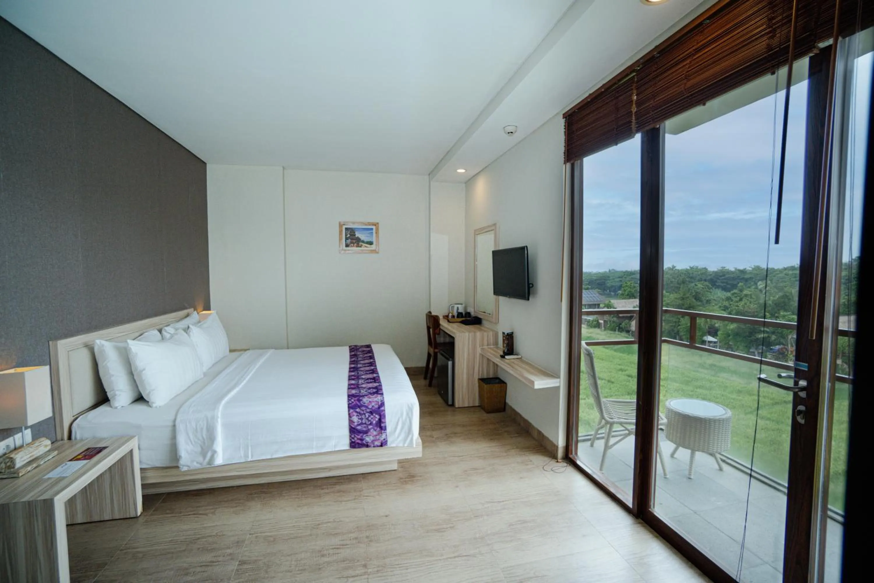 Bed in The Evitel Resort Ubud