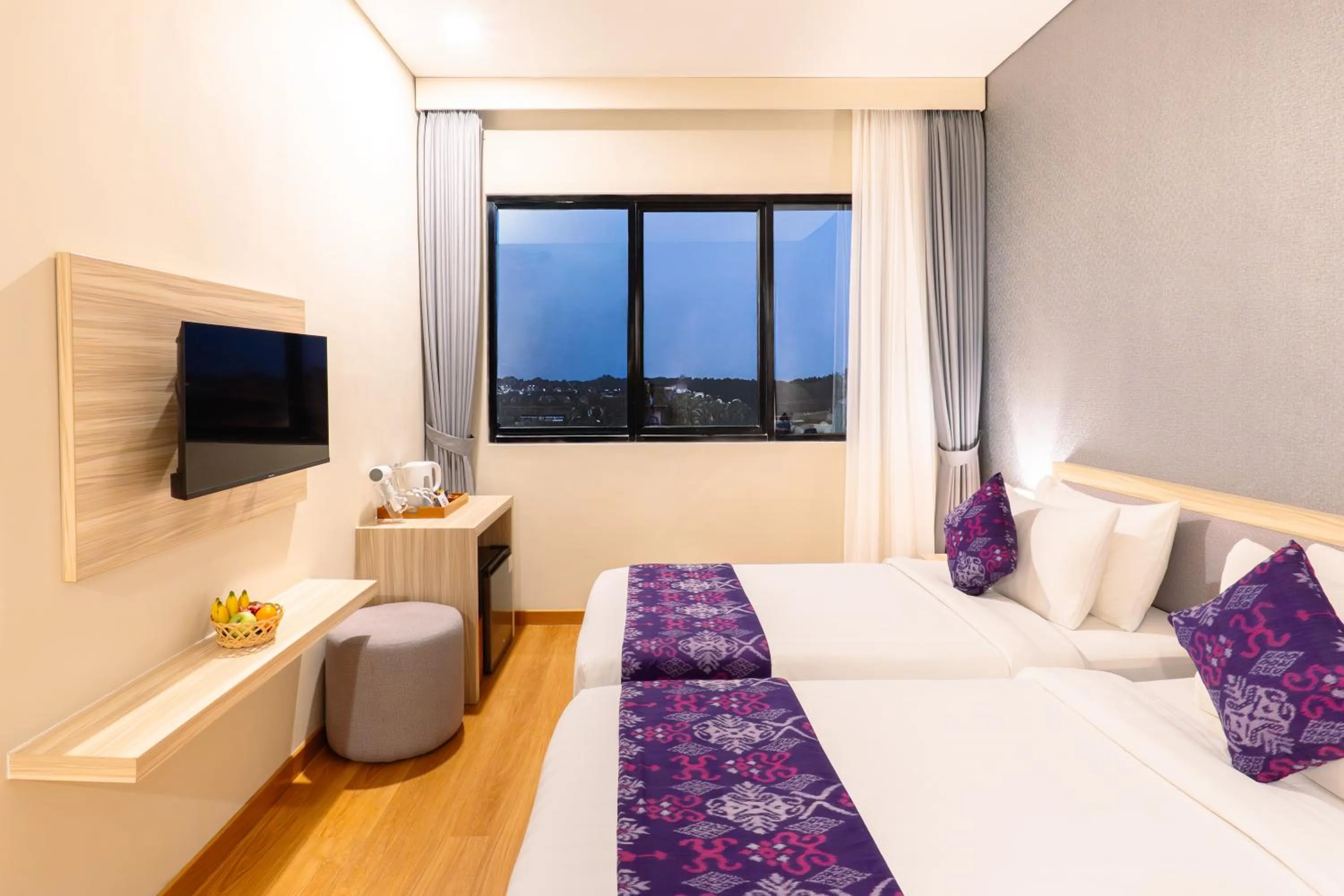 Guests, Bed in The Evitel Resort Ubud