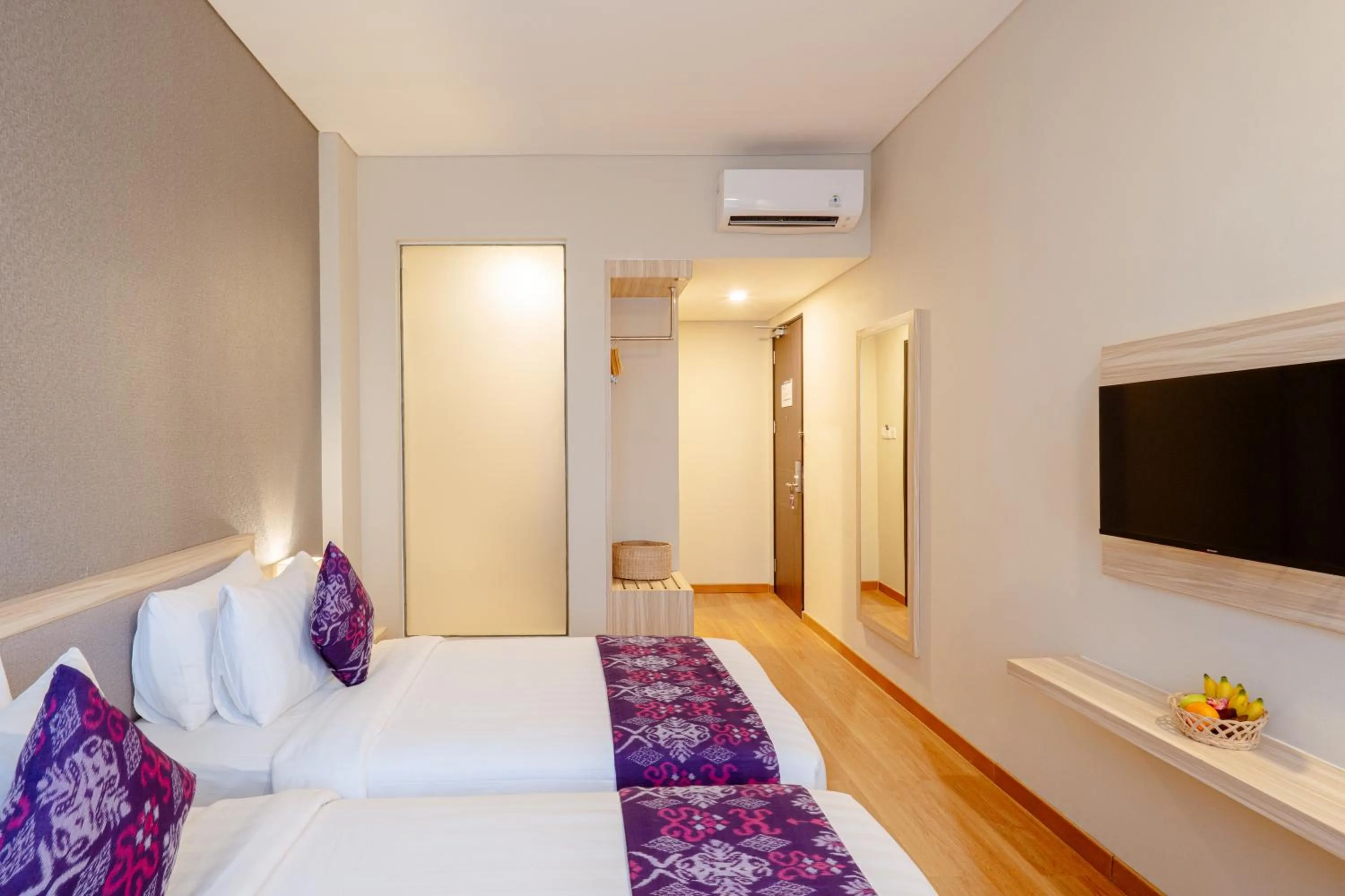 Guests, Bed in The Evitel Resort Ubud