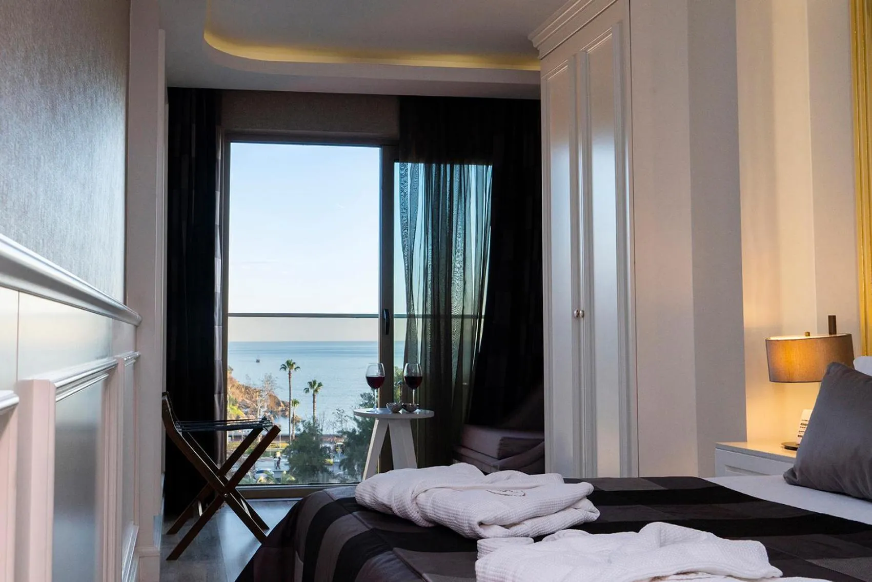 Sea view, Bed in Sky Kamer Hotel Antalya