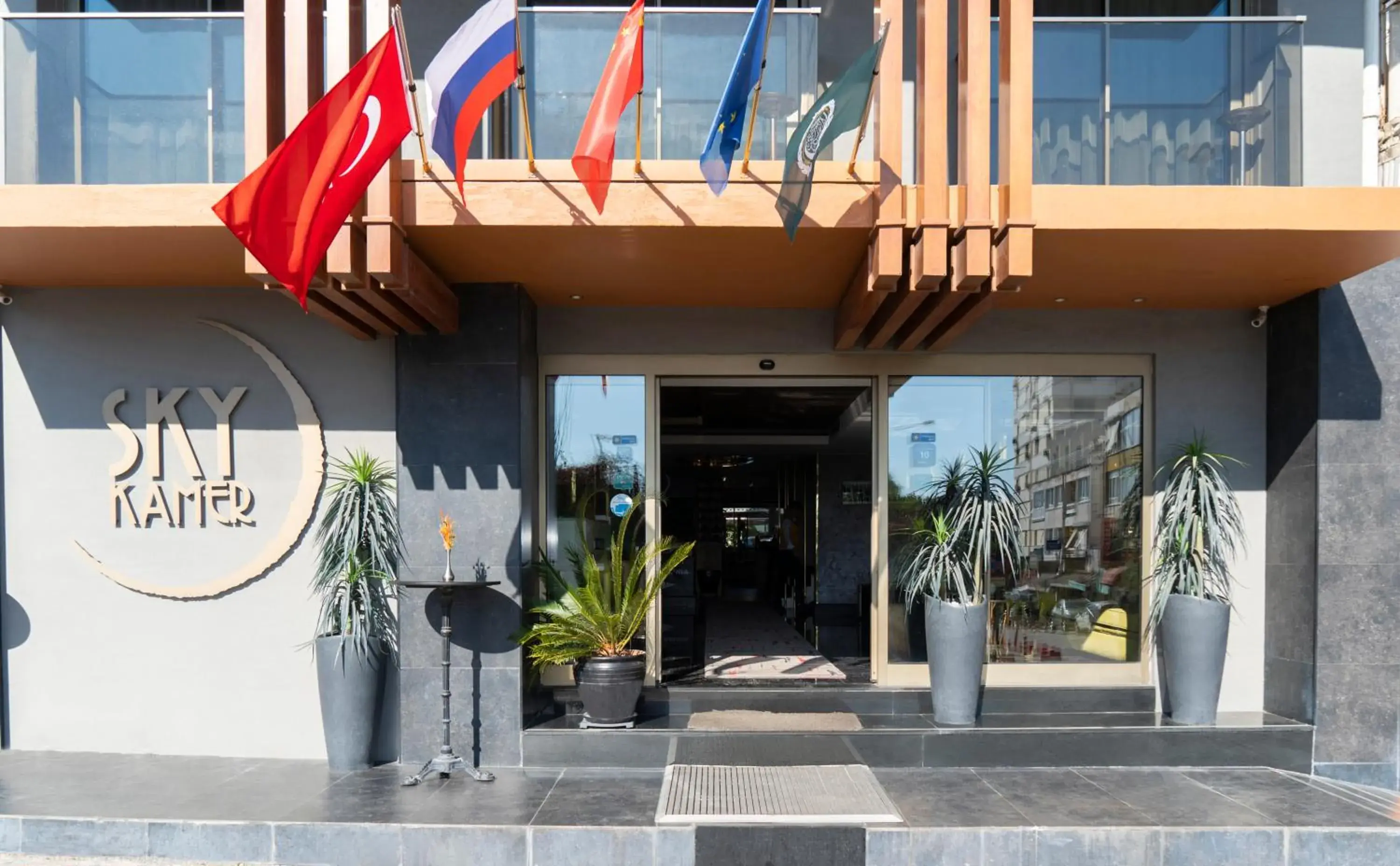 Facade/entrance in Sky Kamer Hotel Antalya Facade/entrance in Sky Kamer Hotel Antalya