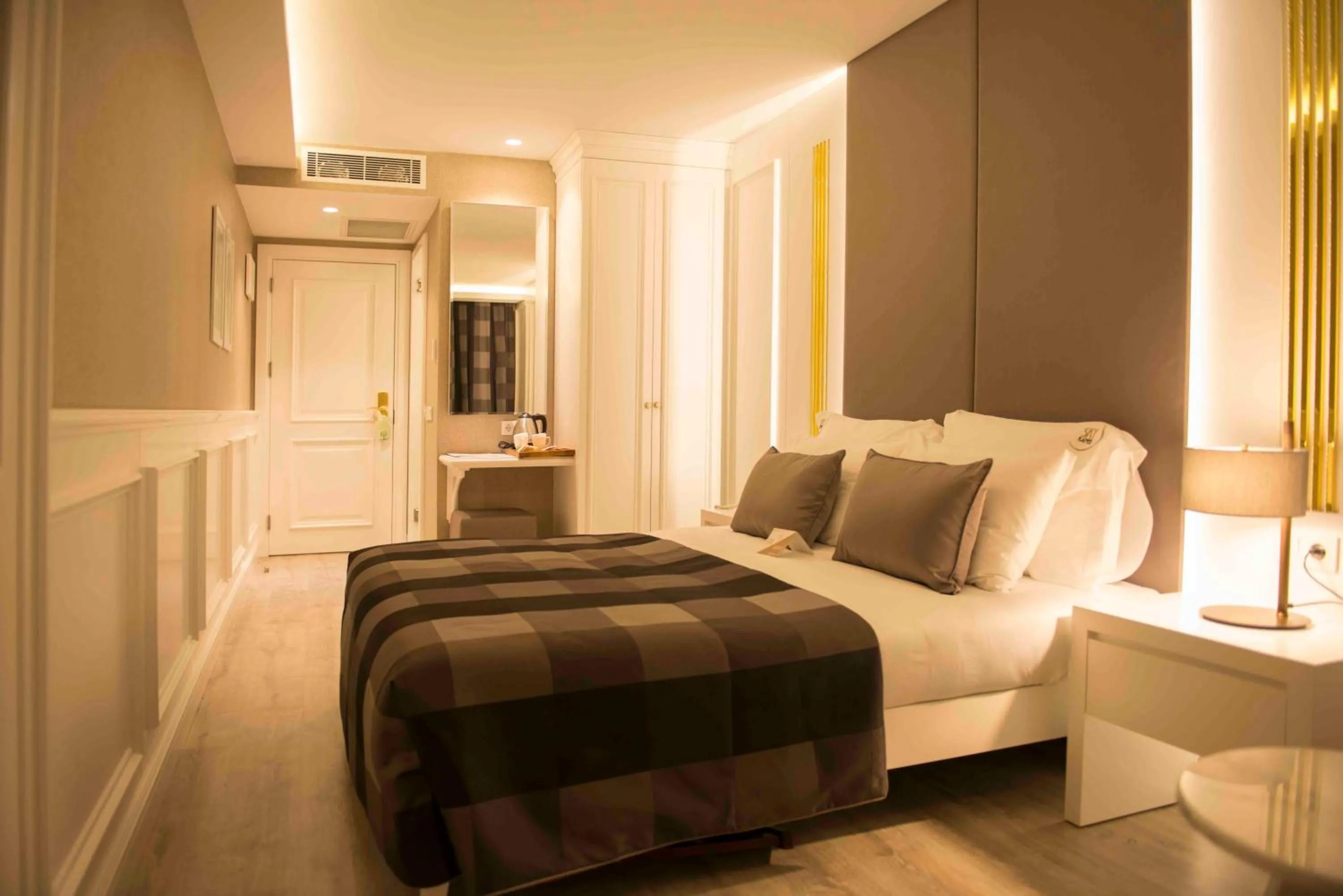 Photo of the whole room, Bed in Sky Kamer Hotel Antalya