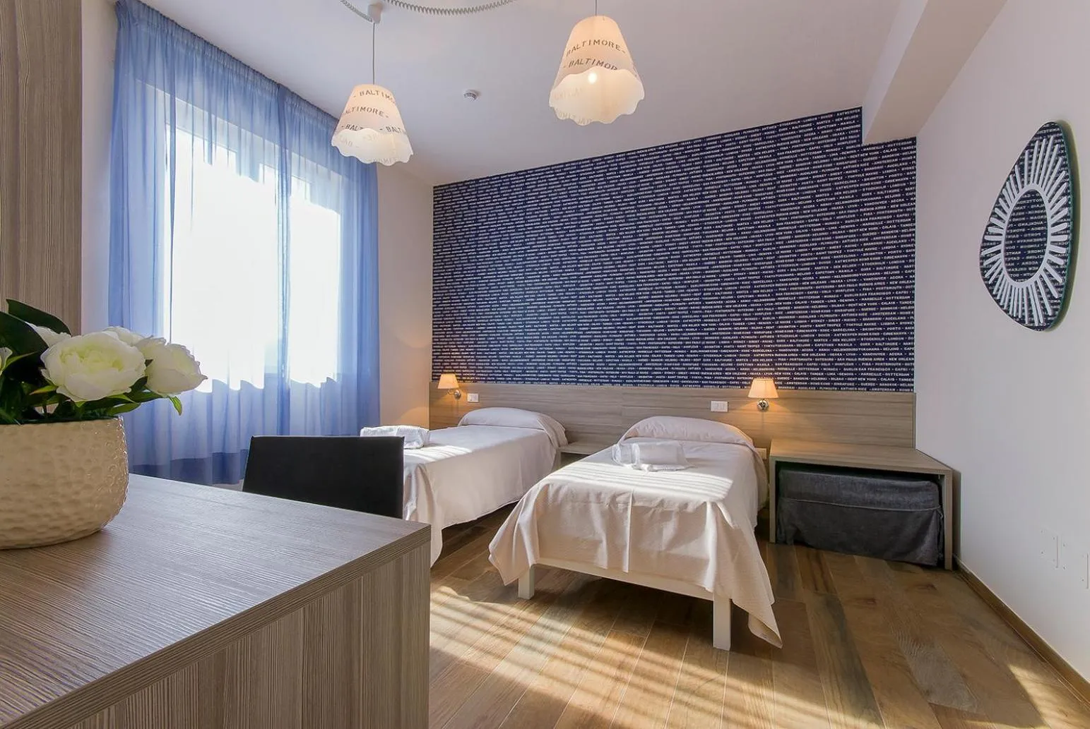 Property building, Bed in Zacapa B&B