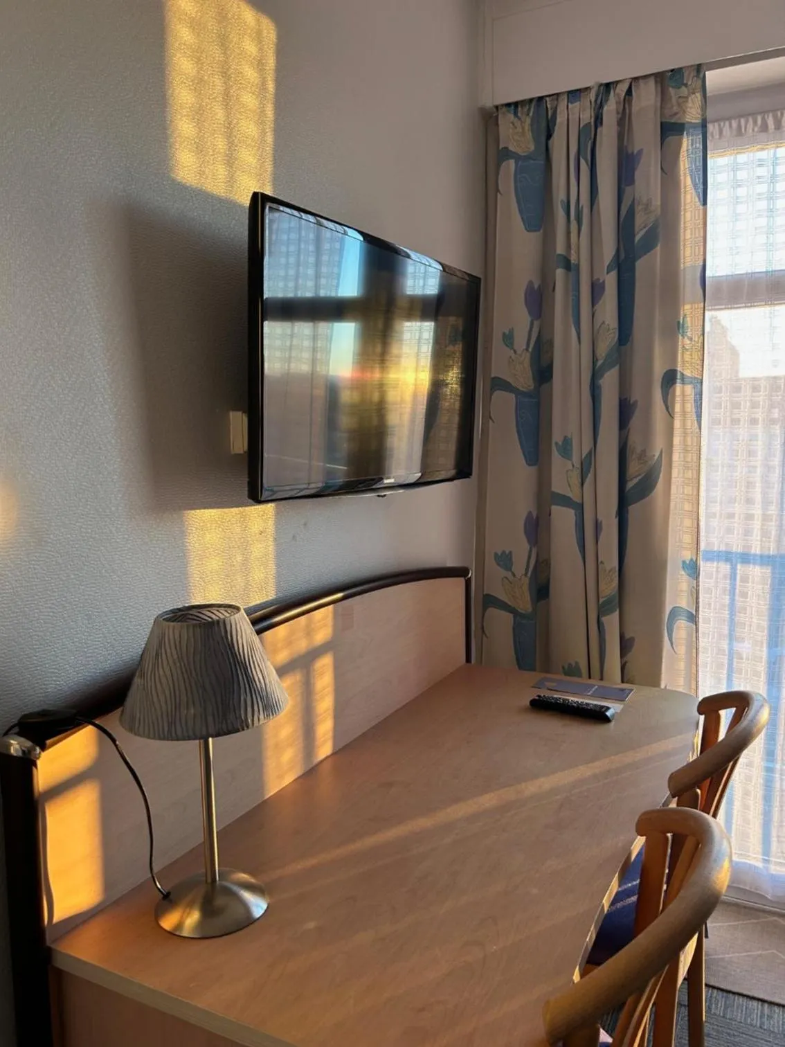 TV and multimedia in Hotel le France, Redon