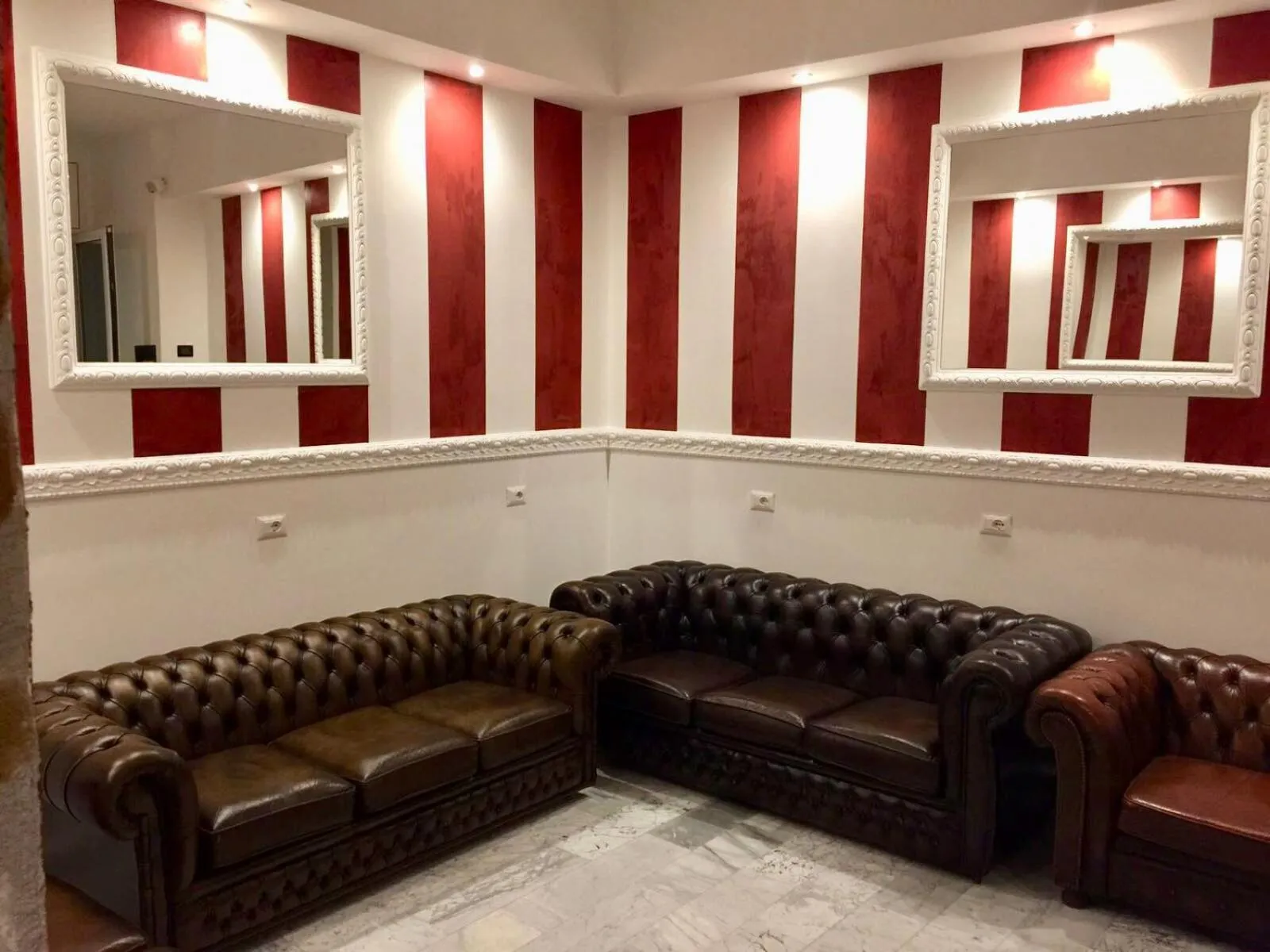 Lobby or reception in NEW GENERATION HOSTEL Rome center