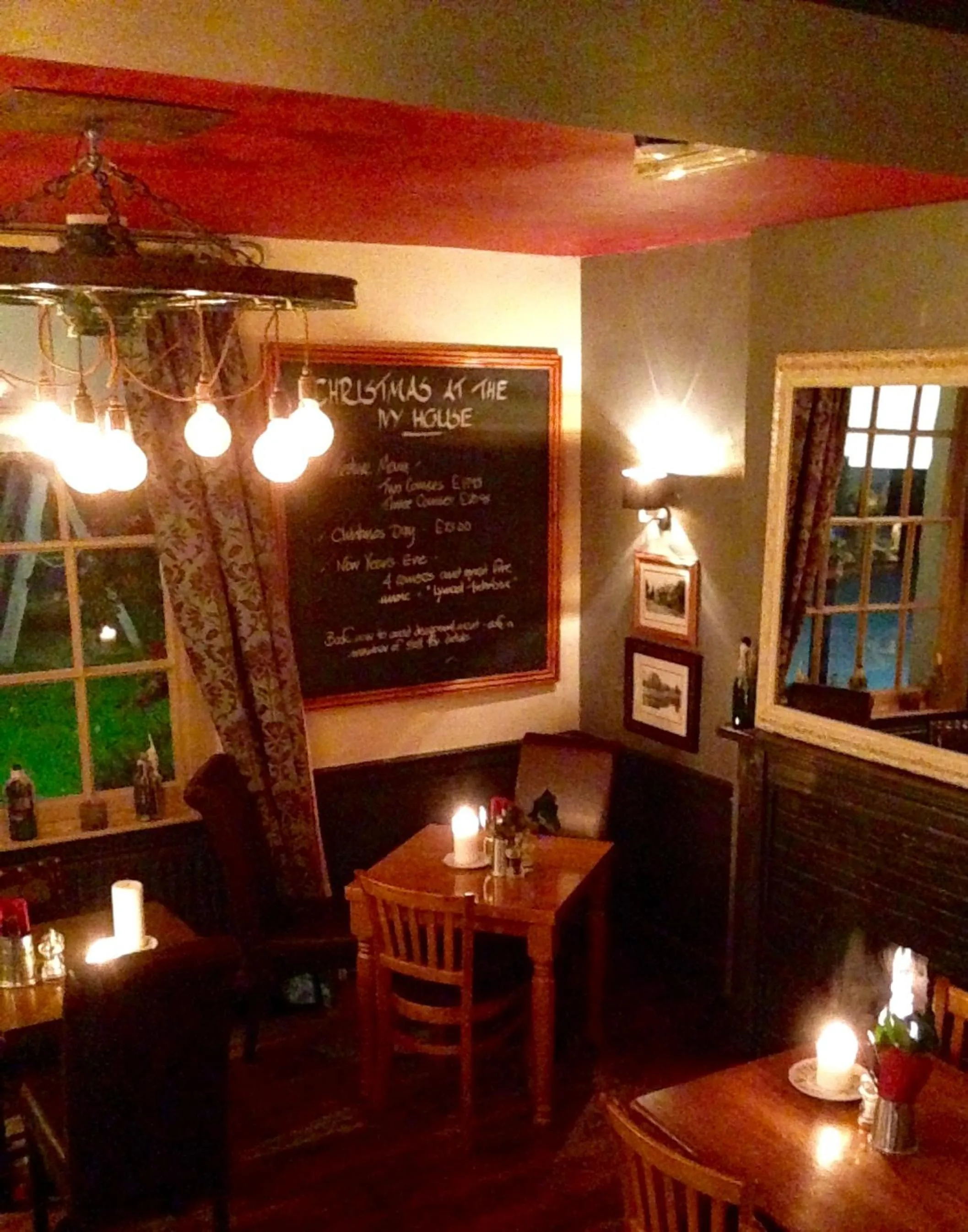 Restaurant/places to eat in The Ivy House