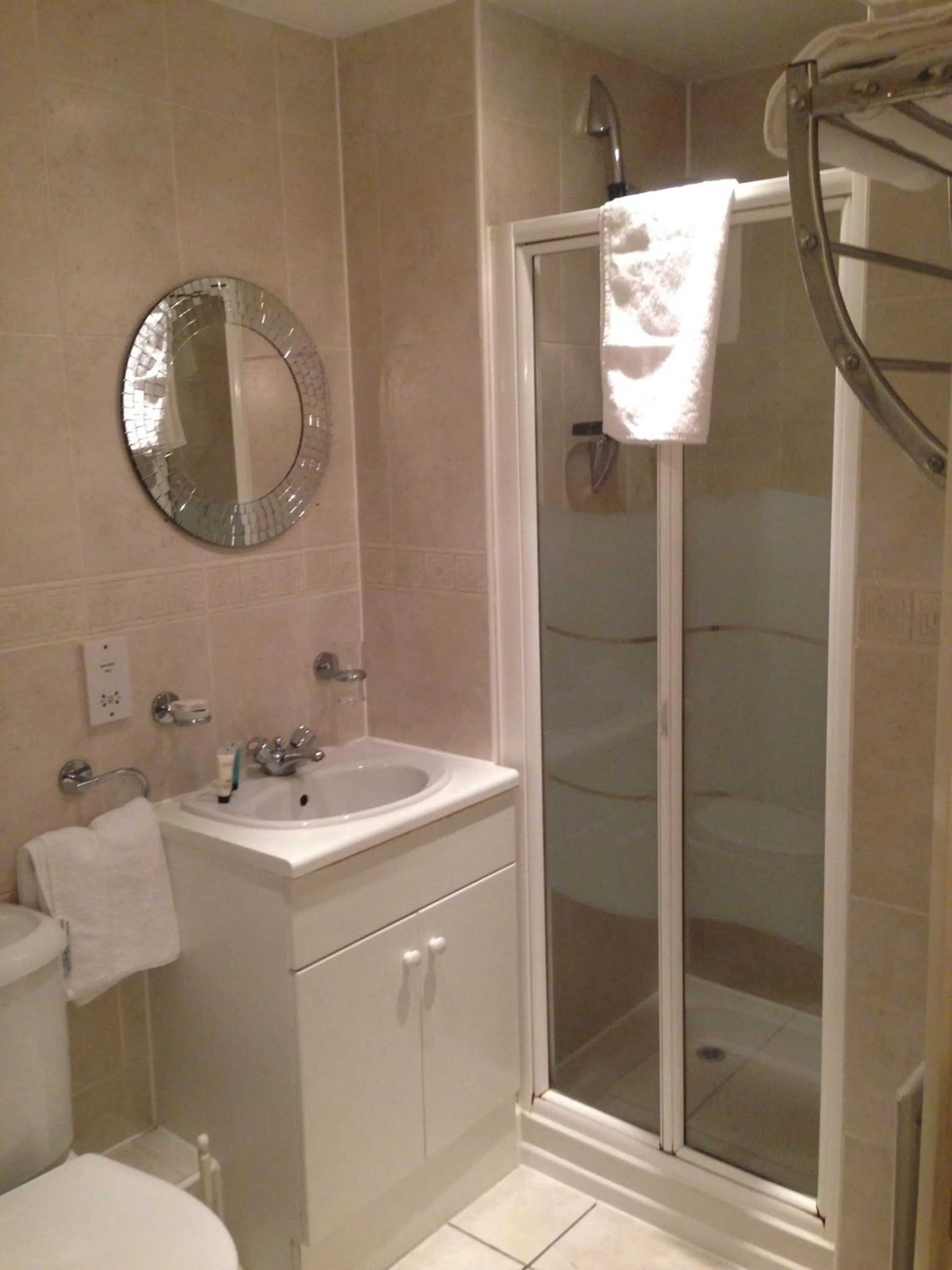 Bathroom in The Ivy House