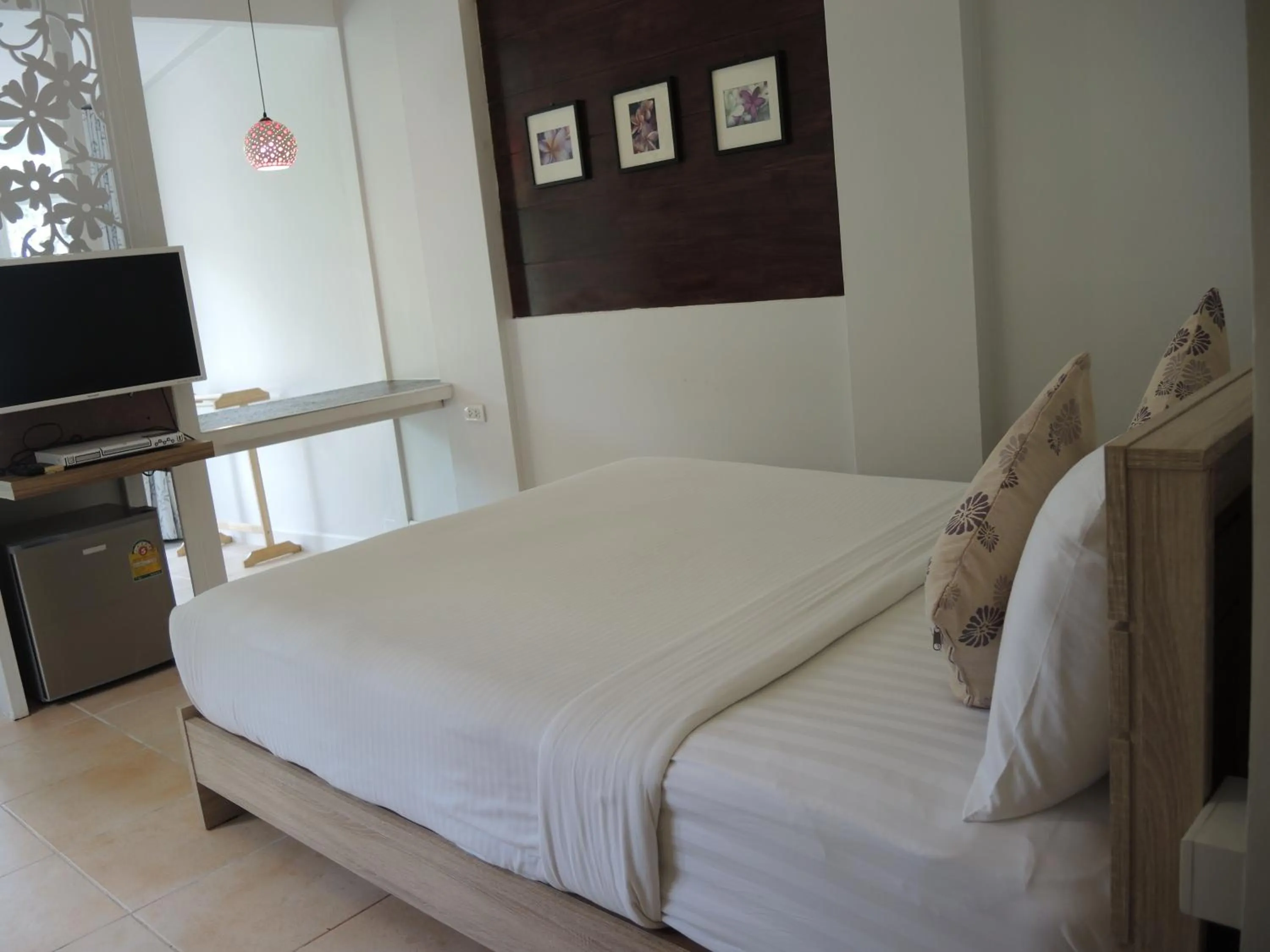 Bedroom, Bed in The C Samet Beach Resort SHA Plus