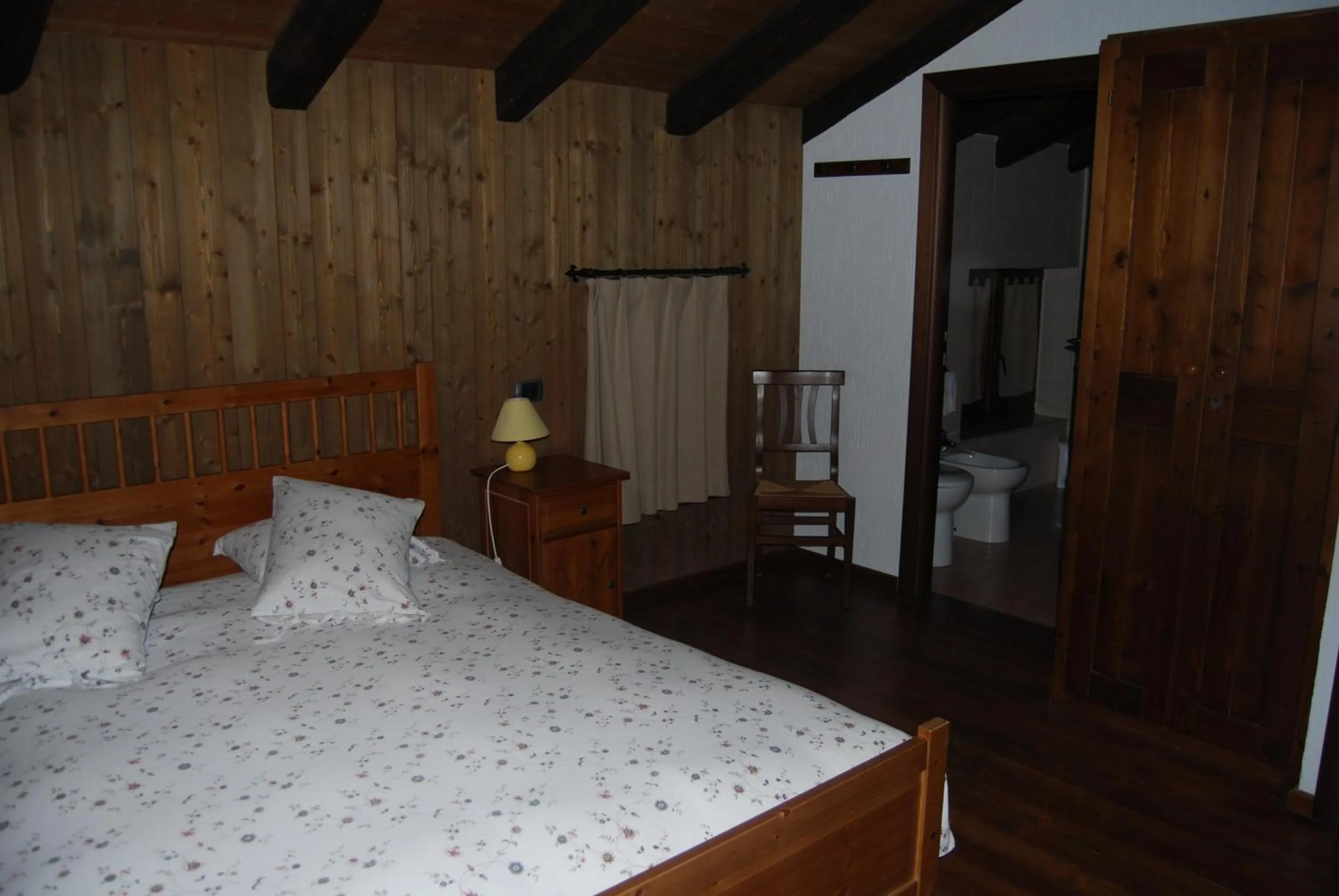 Photo of the whole room, Bed in B&B della Miniera