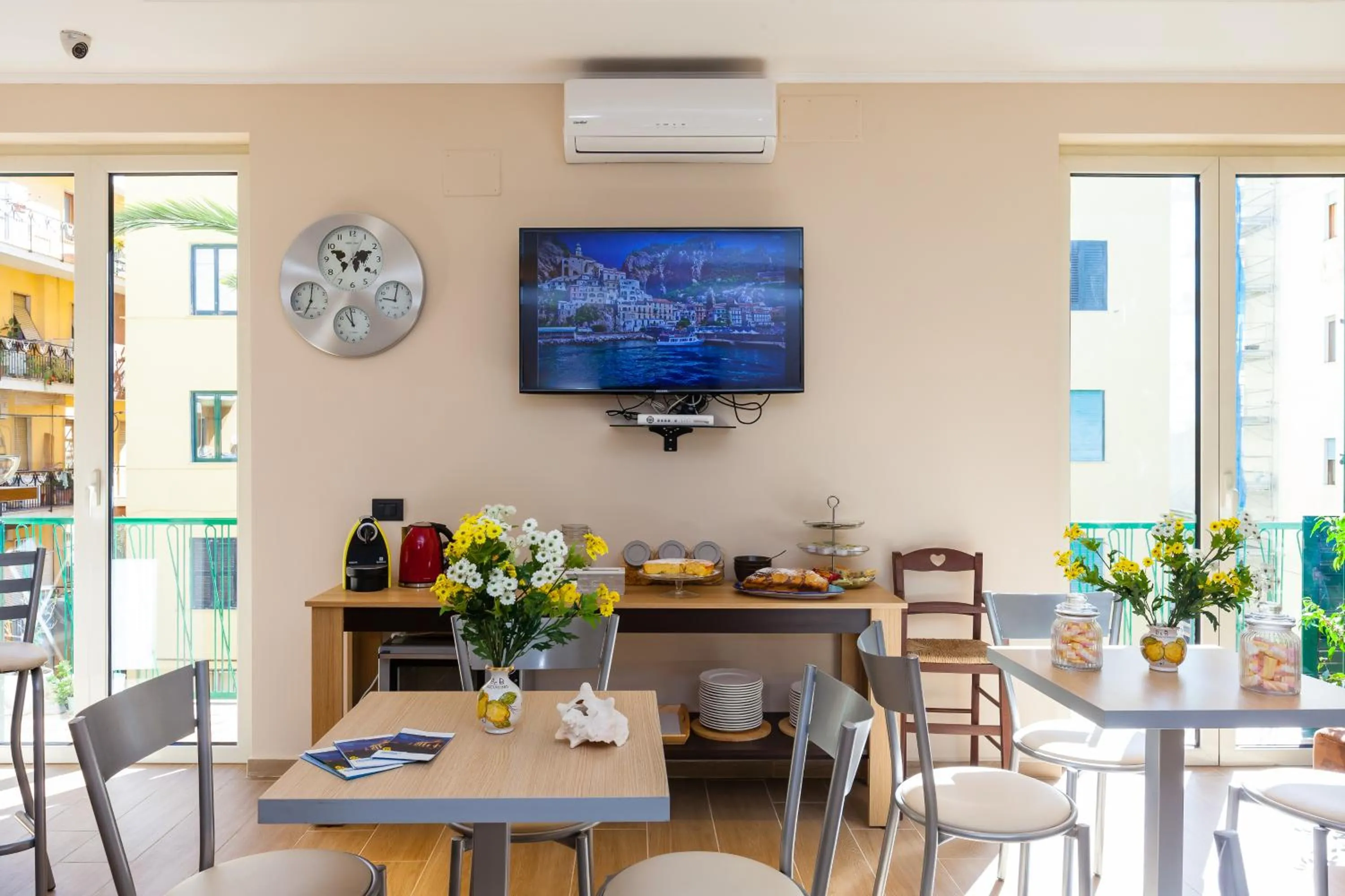 Lobby or reception in Giacomino