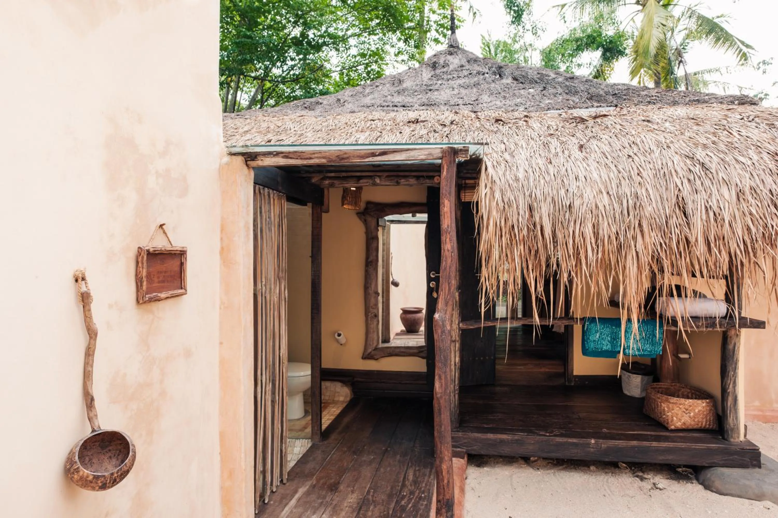 Gili Asahan Eco Lodge & Restaurant